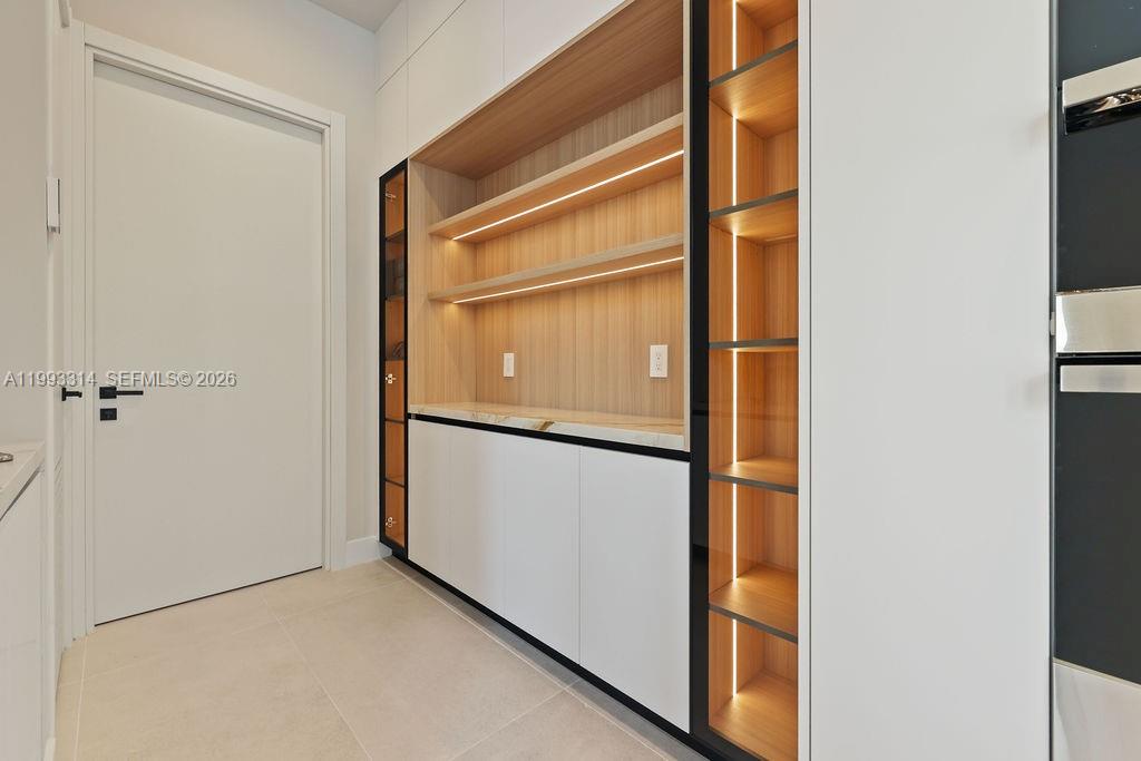 804 NE 16th Ter Fort Lauderdale, FL 33304