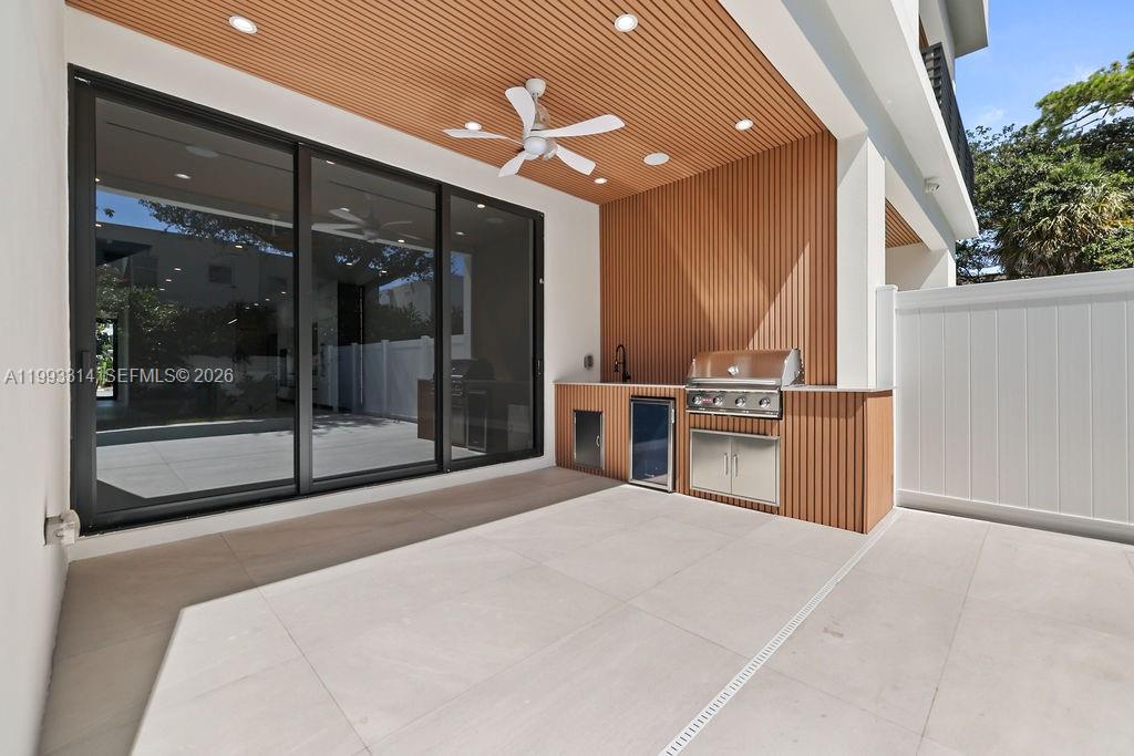 804 NE 16th Ter Fort Lauderdale, FL 33304