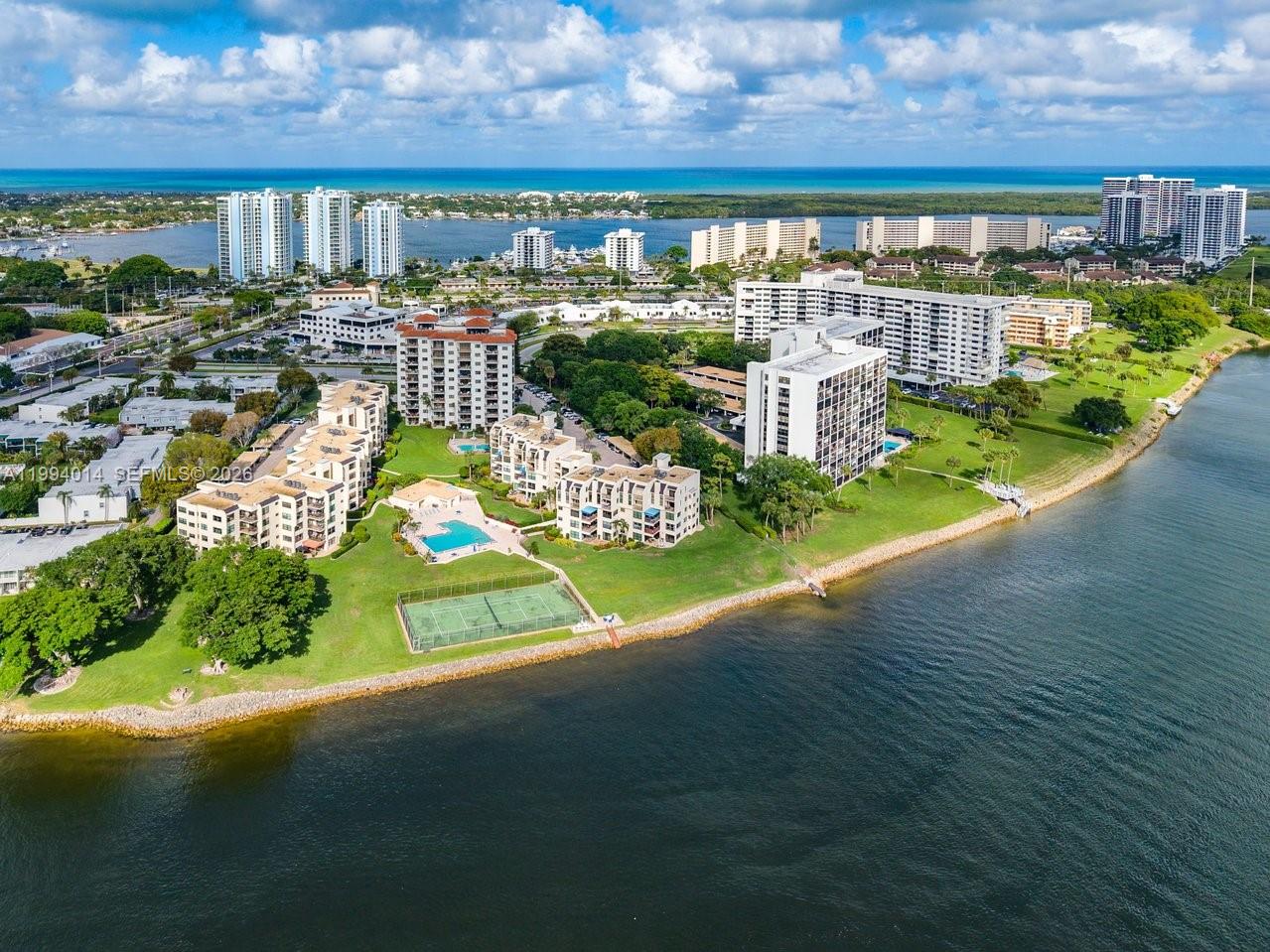 364 Golfview Rd #505