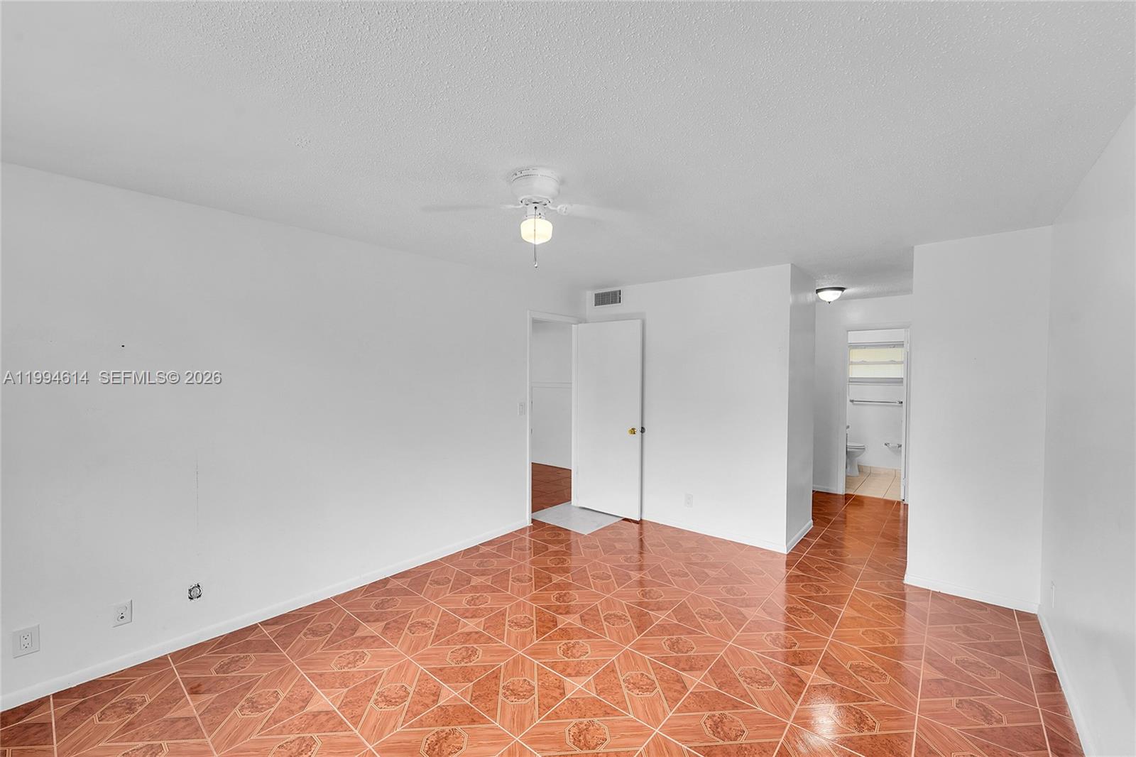 3090 NW 46th Ave #212C Lauderdale Lakes, FL 33313
