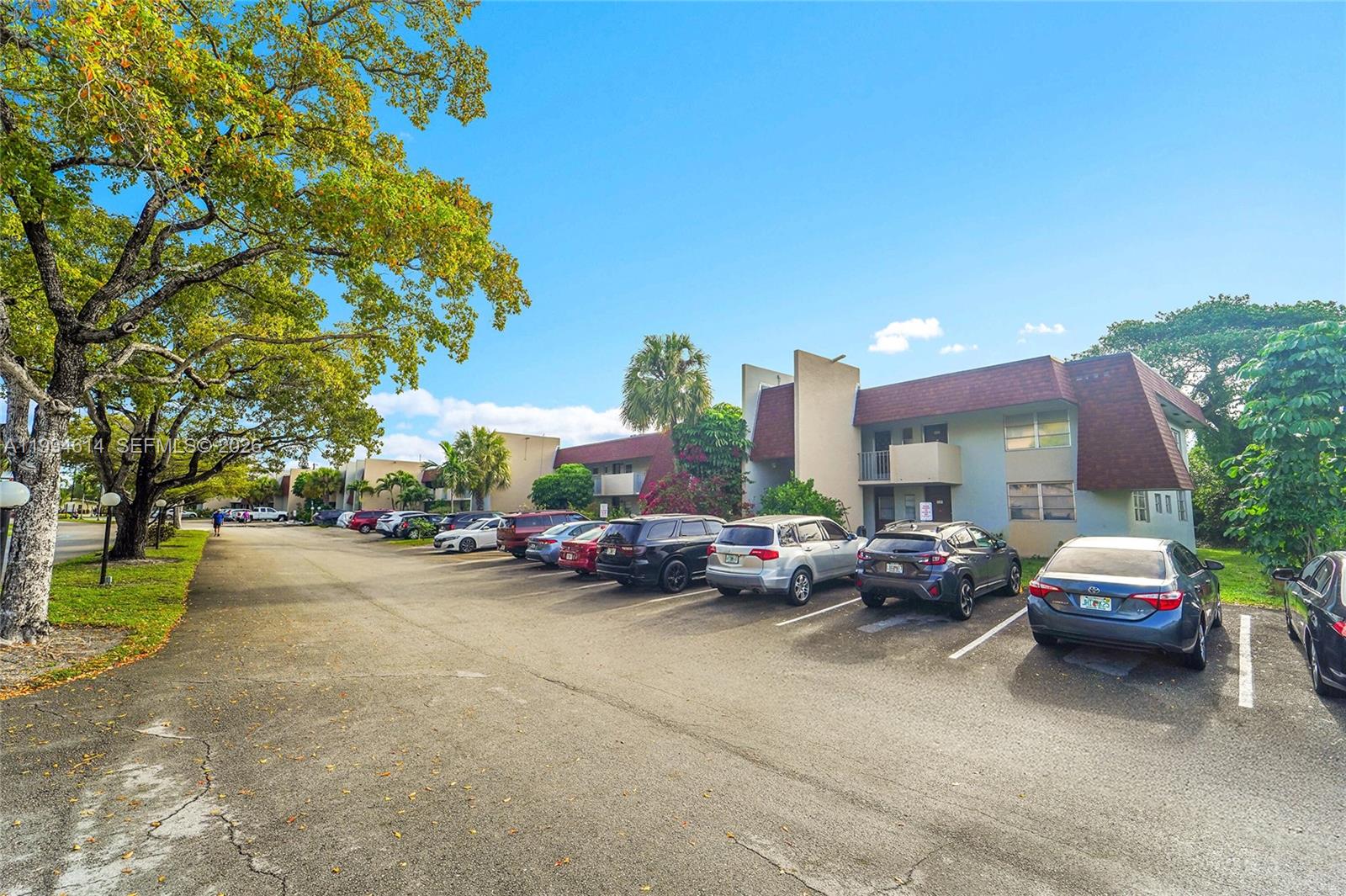 3090 NW 46th Ave #212C Lauderdale Lakes, FL 33313