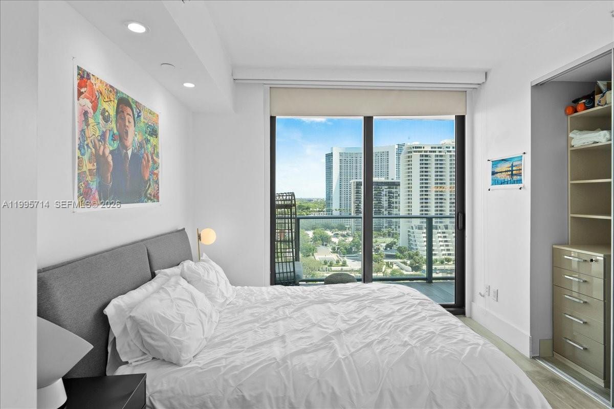 image Paraiso Bayviews24