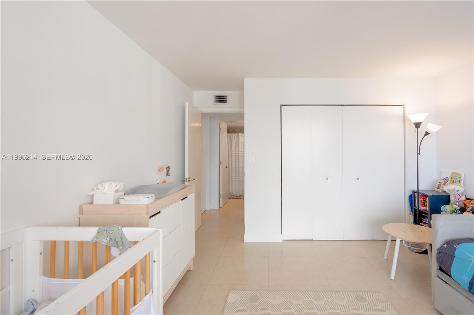 image Brickell Place IV16