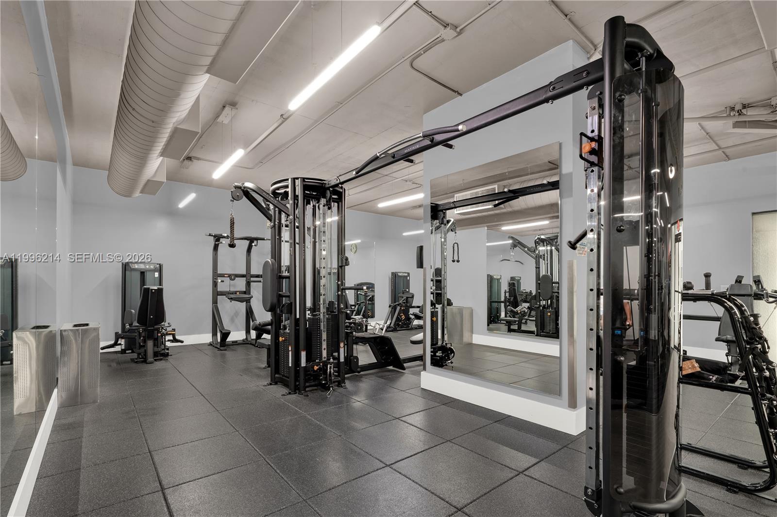 image Brickell Place IV45