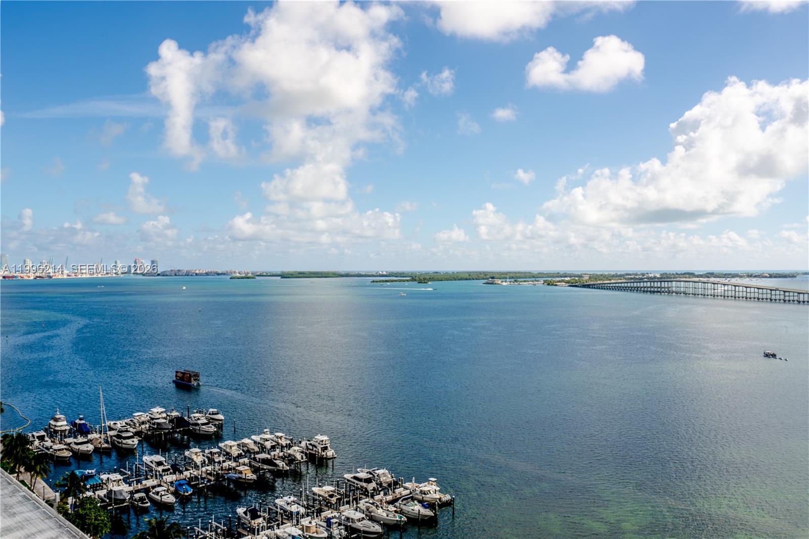 image Brickell Place IV6