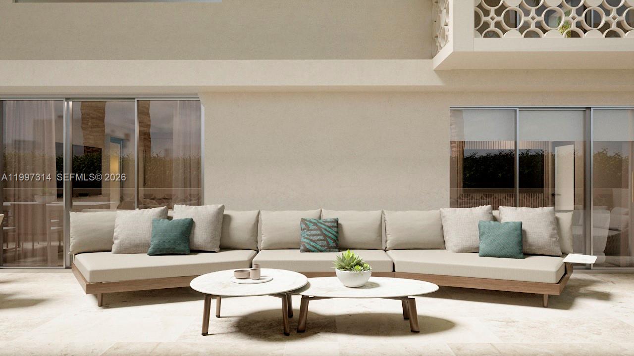 260 Collins Ave #101 Miami Beach, FL 33139