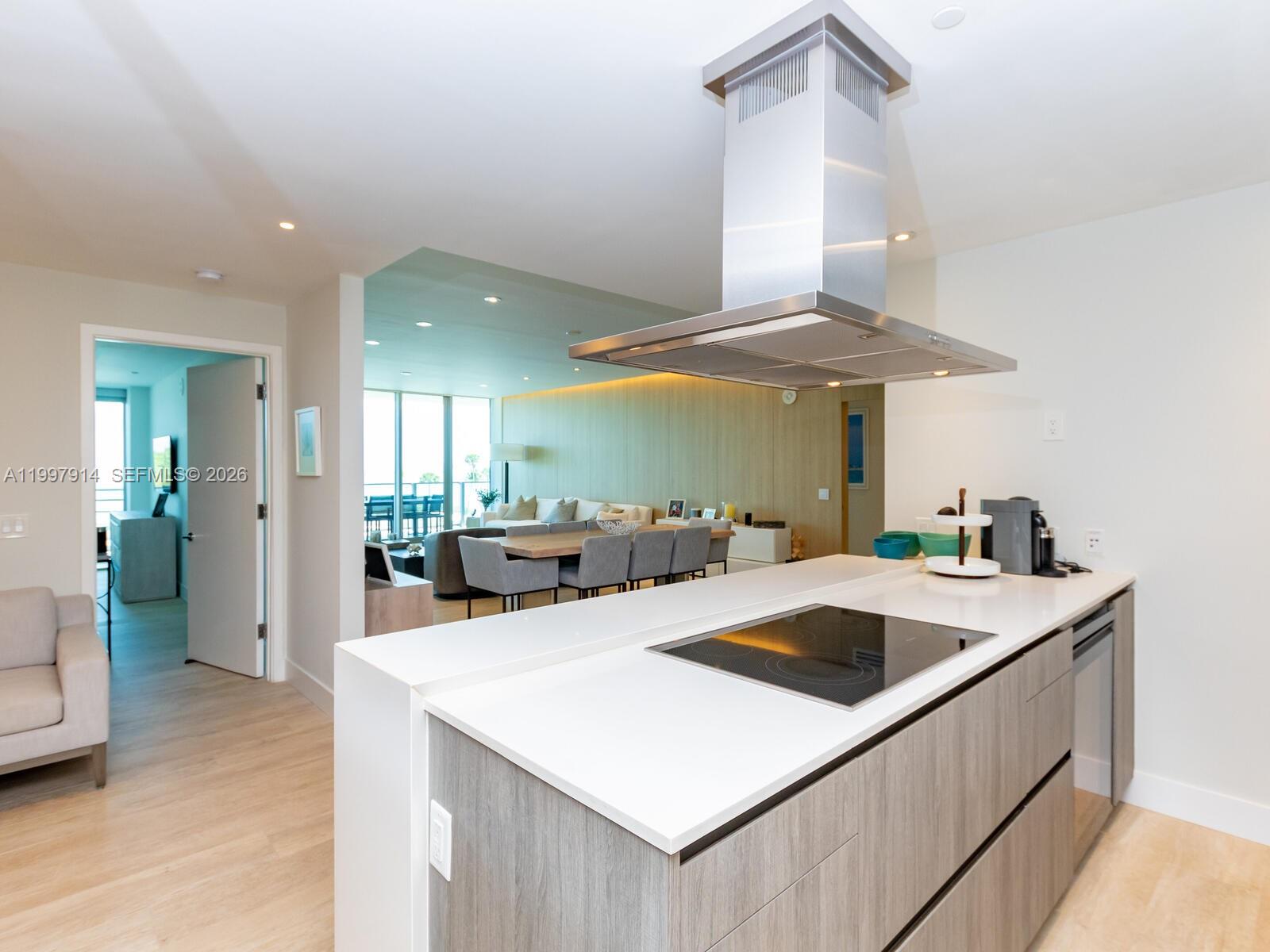 360 Ocean Dr #304S Key Biscayne, FL 33149