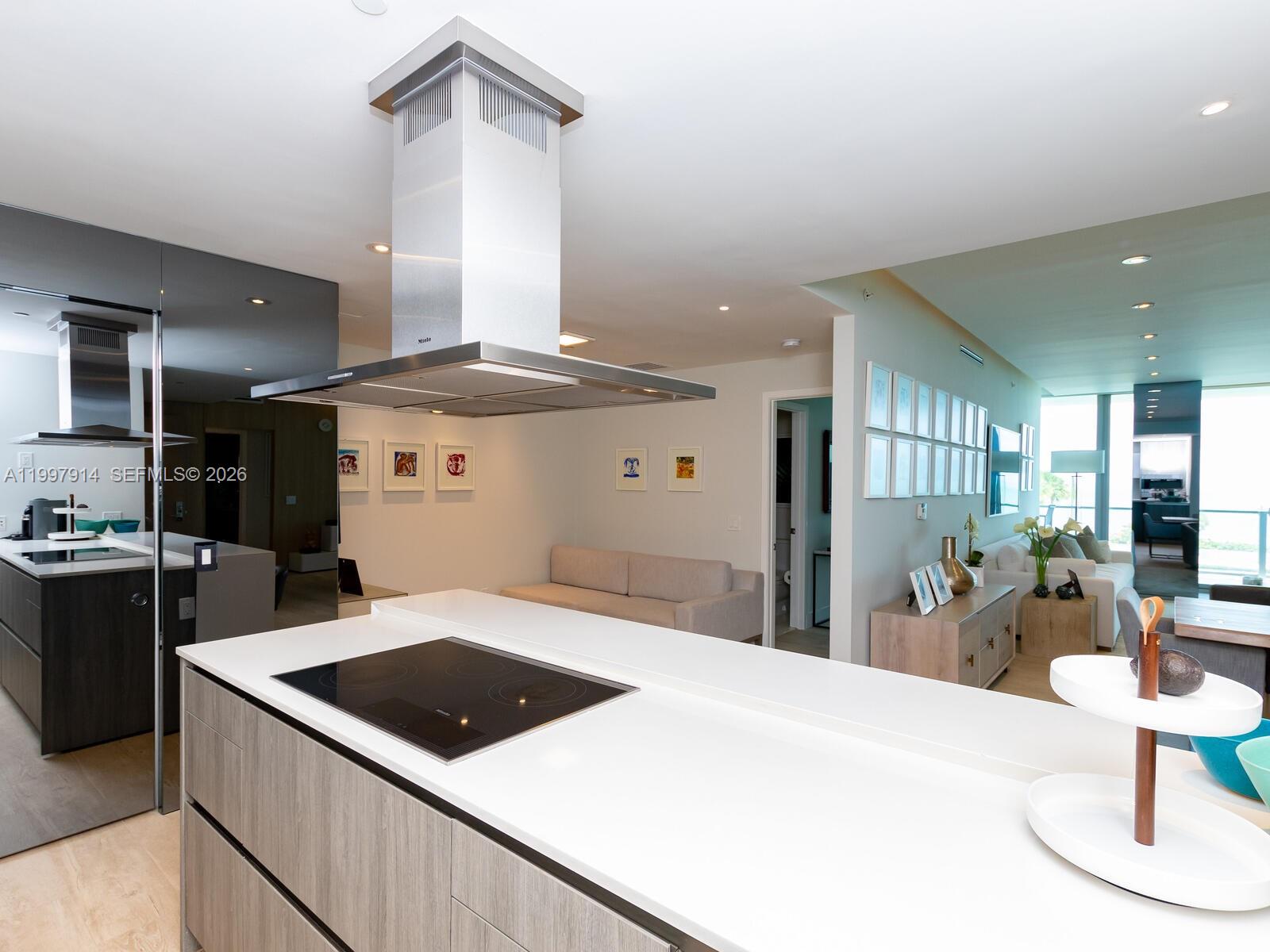 360 Ocean Dr #304S Key Biscayne, FL 33149