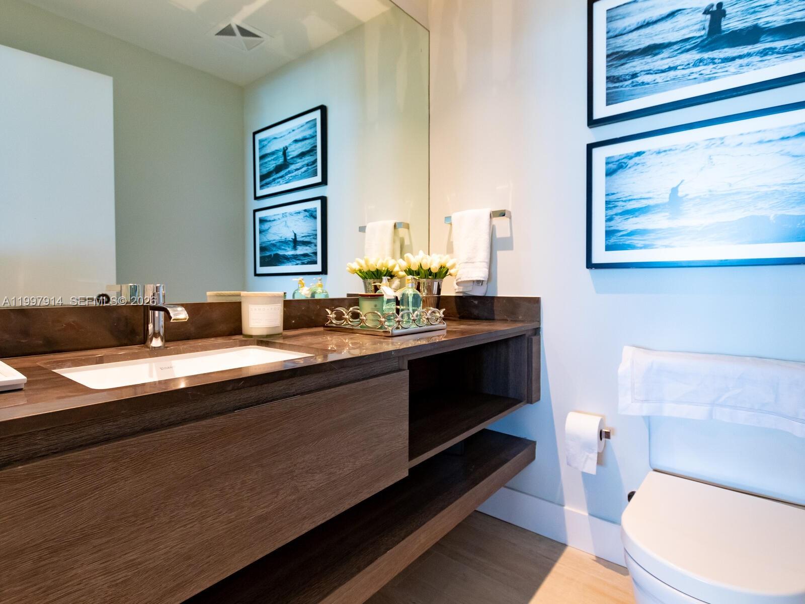 360 Ocean Dr #304S Key Biscayne, FL 33149