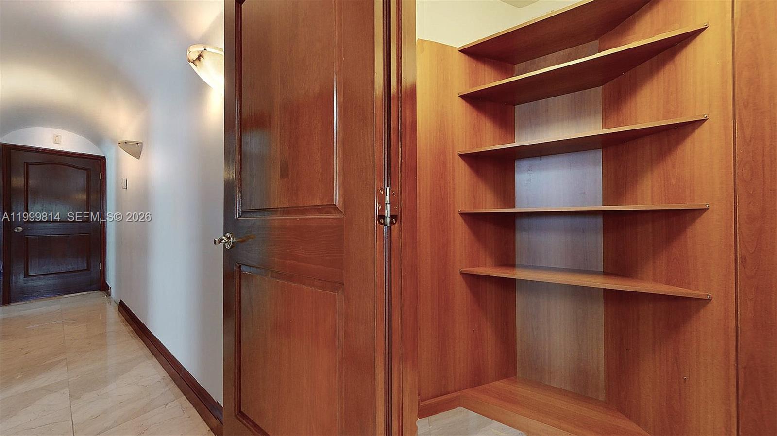 1131 Stillwater Dr Miami Beach, FL 33141