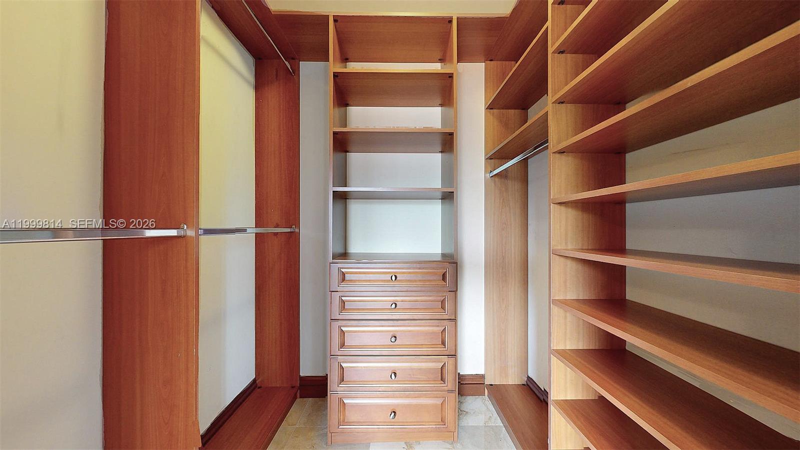 1131 Stillwater Dr Miami Beach, FL 33141