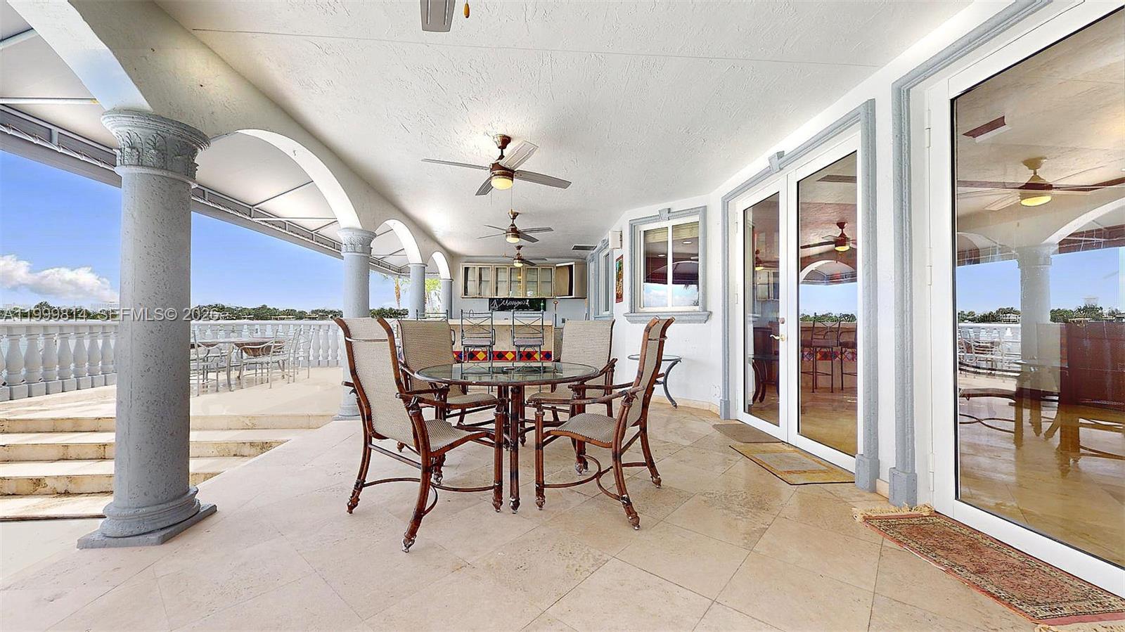 1131 Stillwater Dr Miami Beach, FL 33141