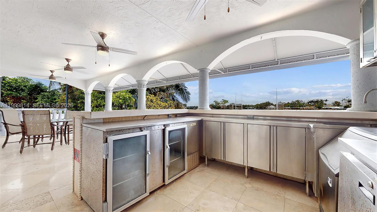 1131 Stillwater Dr Miami Beach, FL 33141