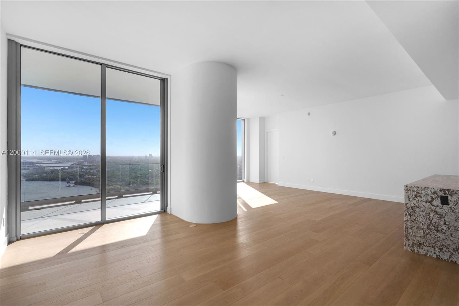 175 SE 25th Rd #3003 Miami, FL 33129