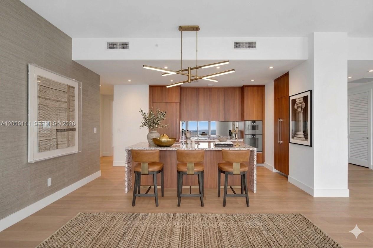 175 SE 25th Rd #3003 Miami, FL 33129