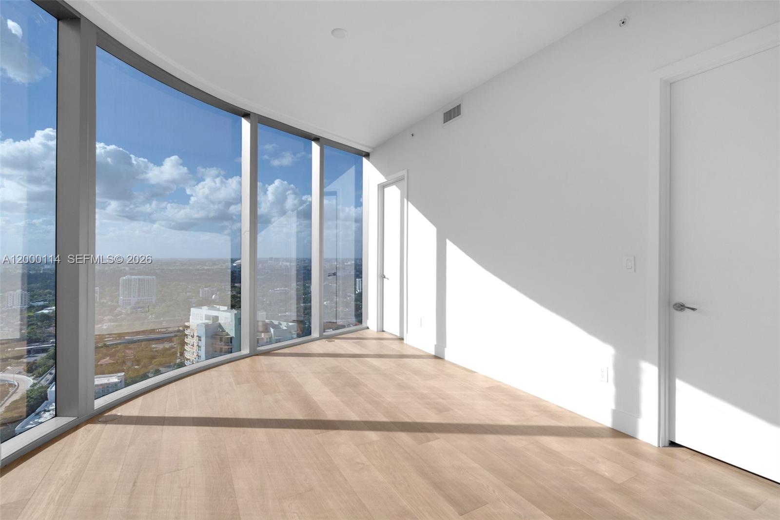 175 SE 25th Rd #3003 Miami, FL 33129