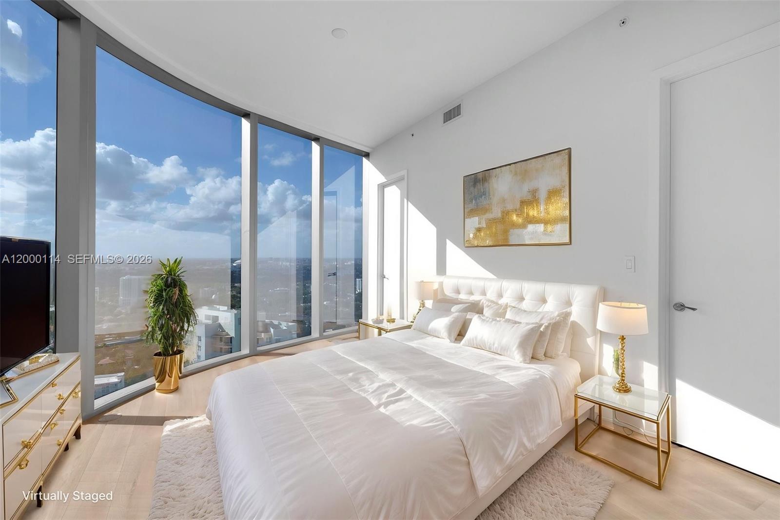 175 SE 25th Rd #3003 Miami, FL 33129