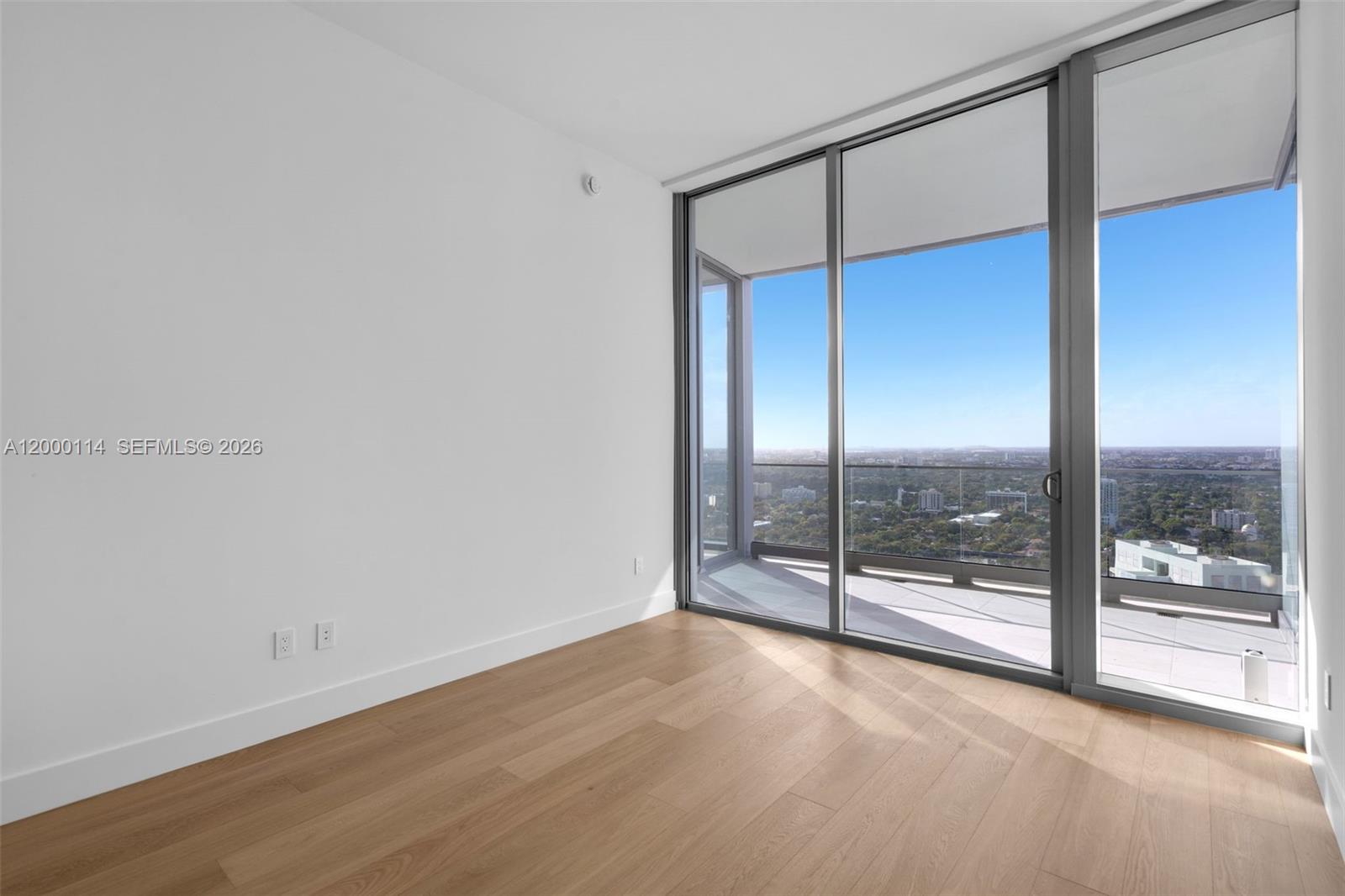 175 SE 25th Rd #3003 Miami, FL 33129