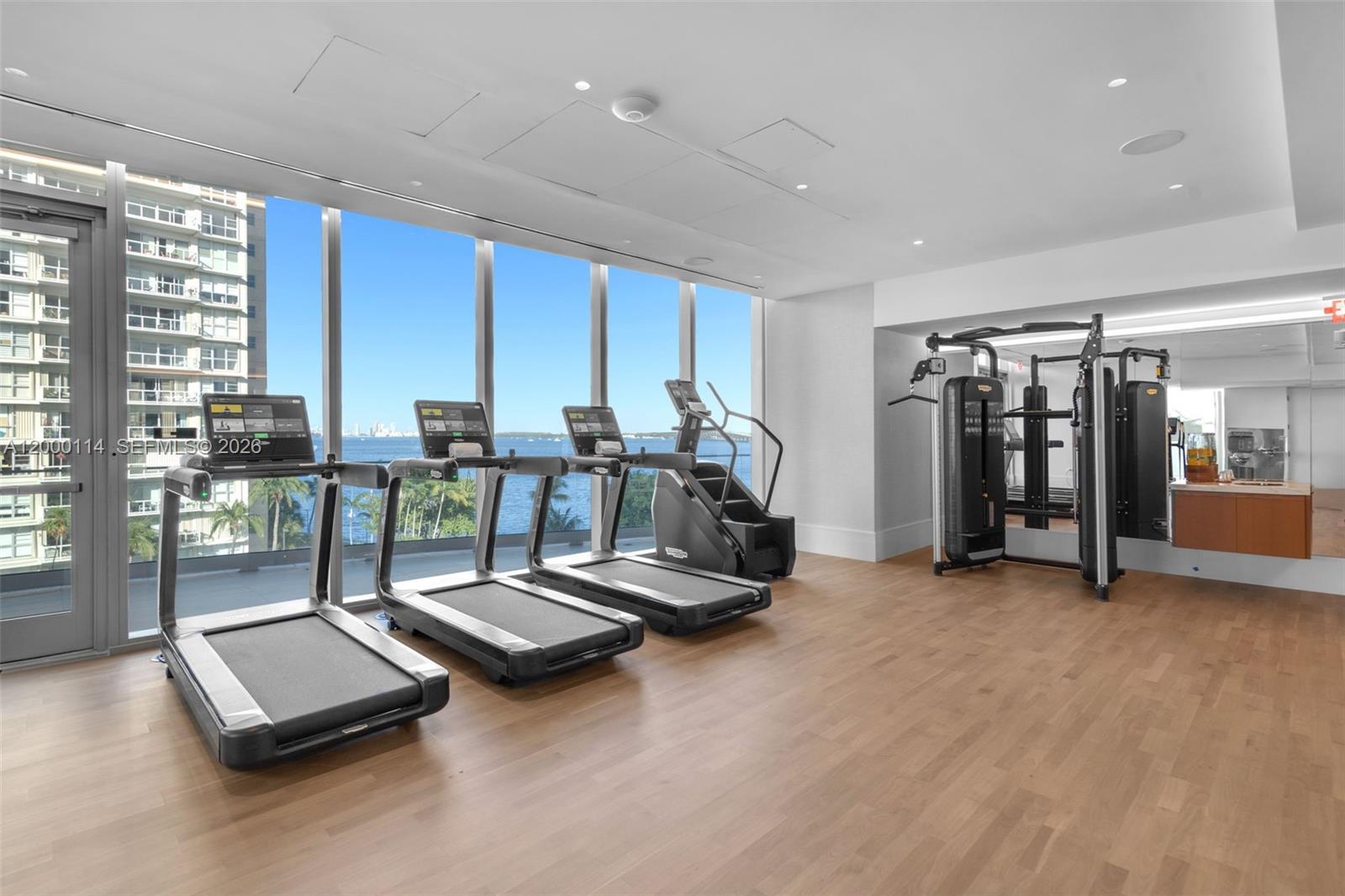 175 SE 25th Rd #3003 Miami, FL 33129