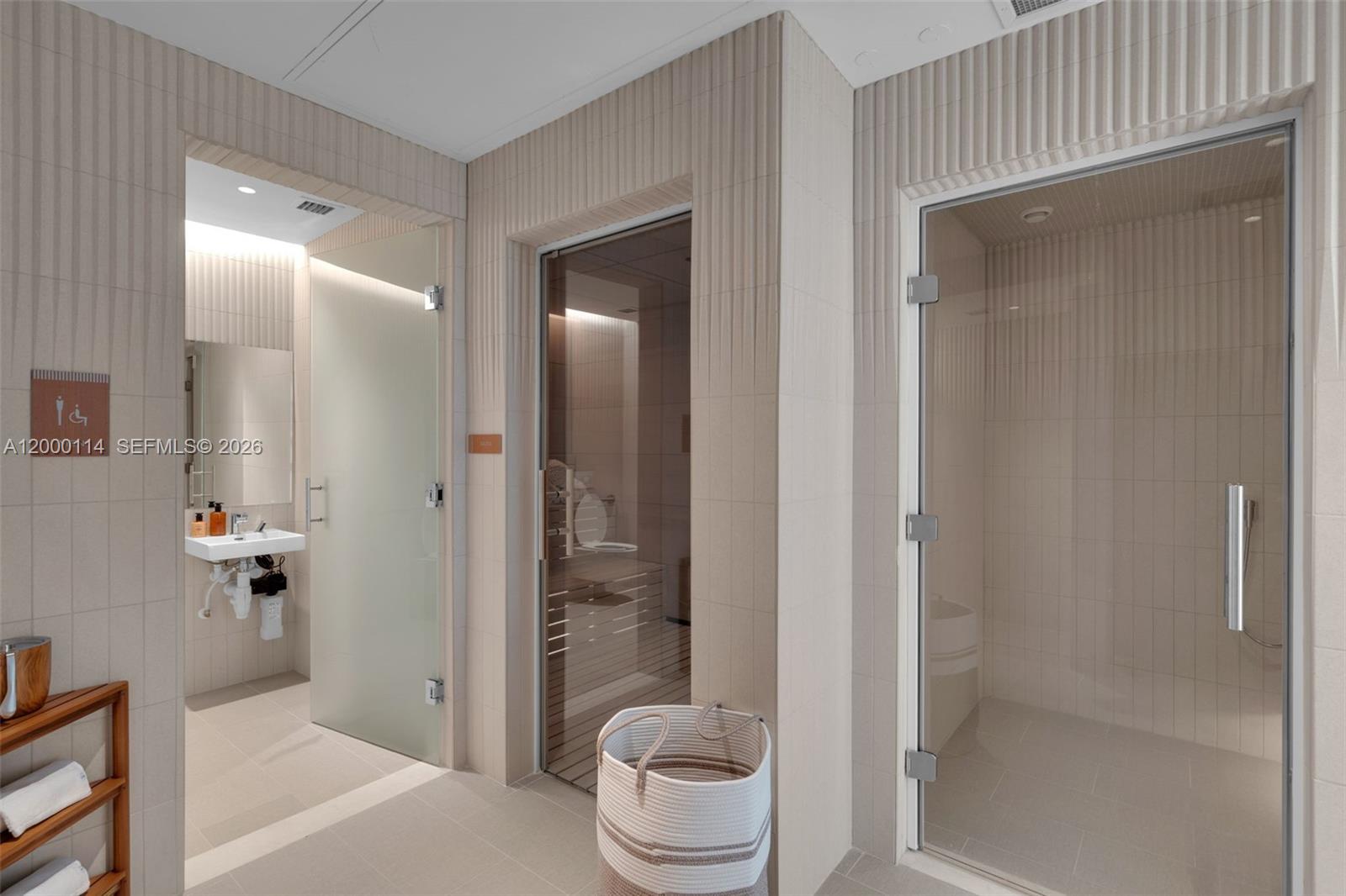 175 SE 25th Rd #3003 Miami, FL 33129