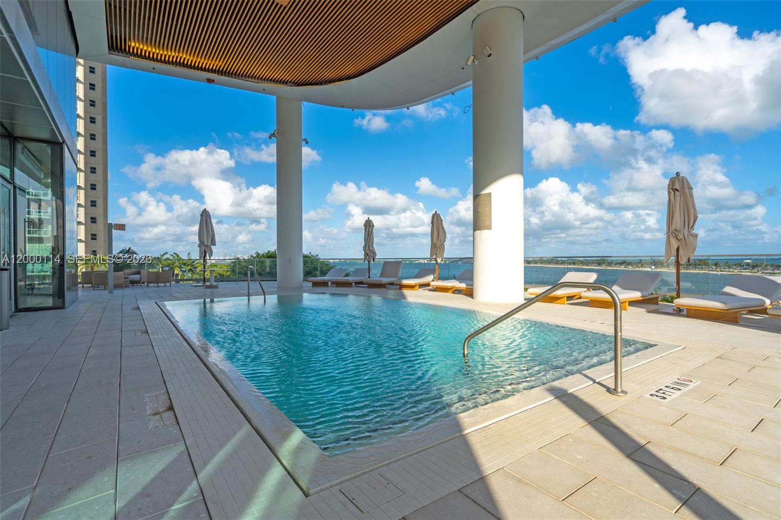 175 SE 25th Rd #3003 Miami, FL 33129