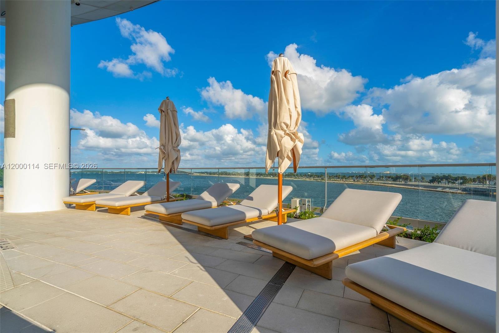 175 SE 25th Rd #3003 Miami, FL 33129