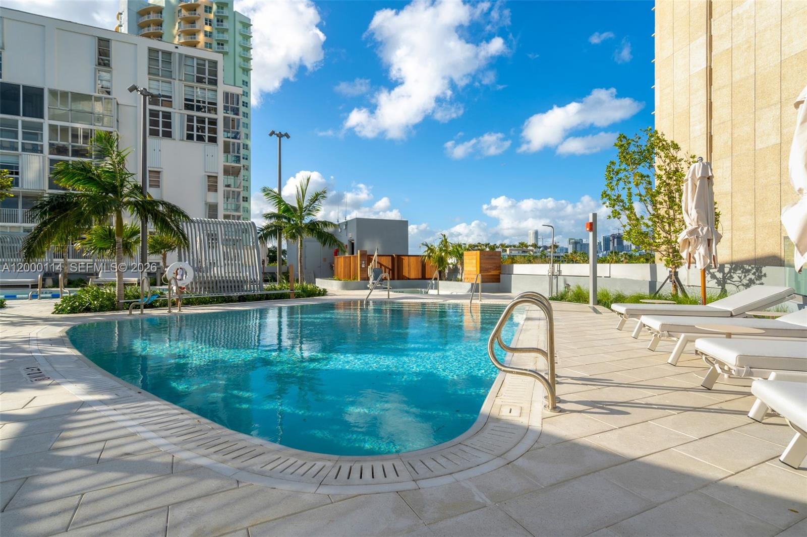 175 SE 25th Rd #3003 Miami, FL 33129