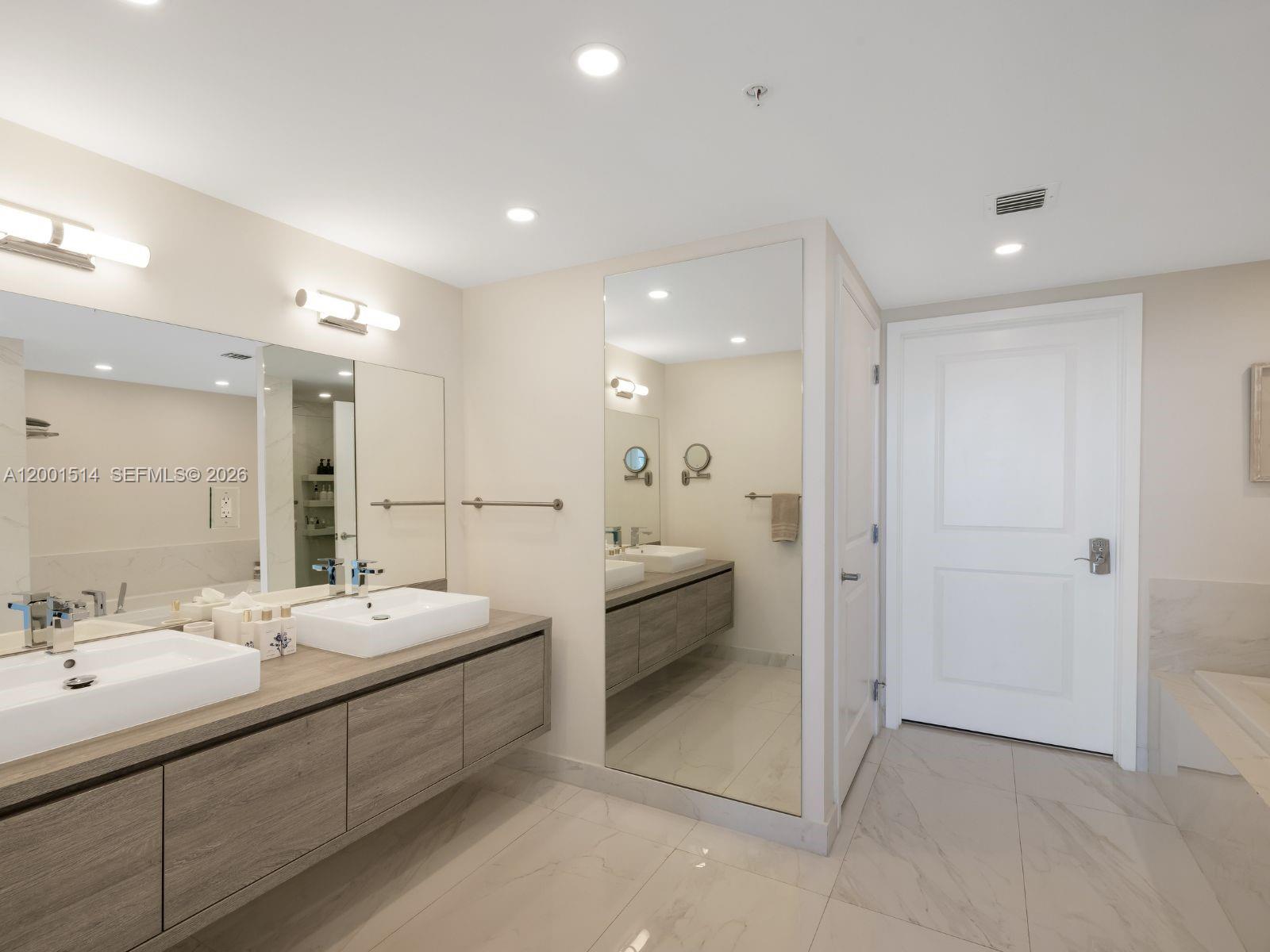 Undisclosed Address Sunny Isles Beach, FL 33160