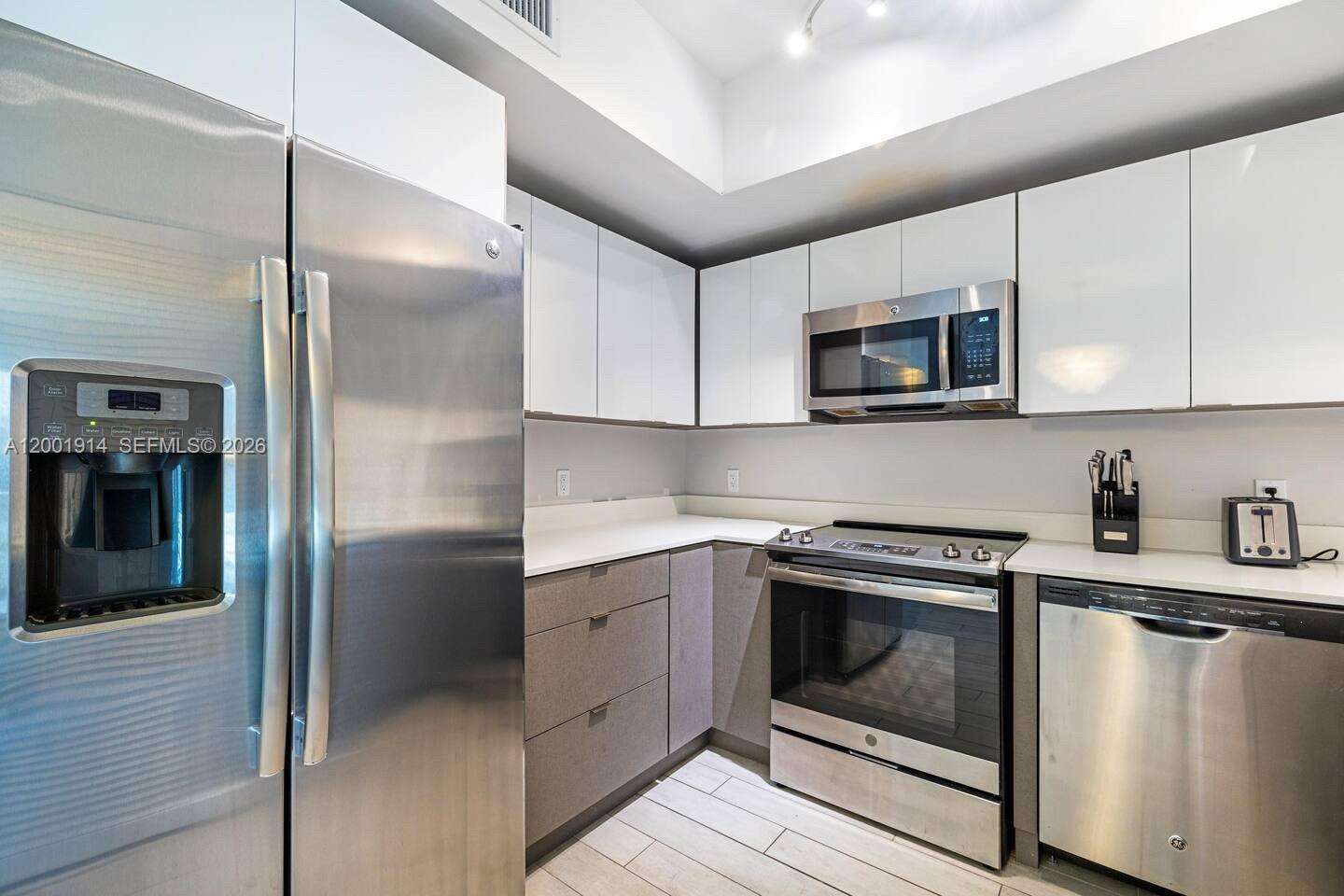 image 26 Edgewater11