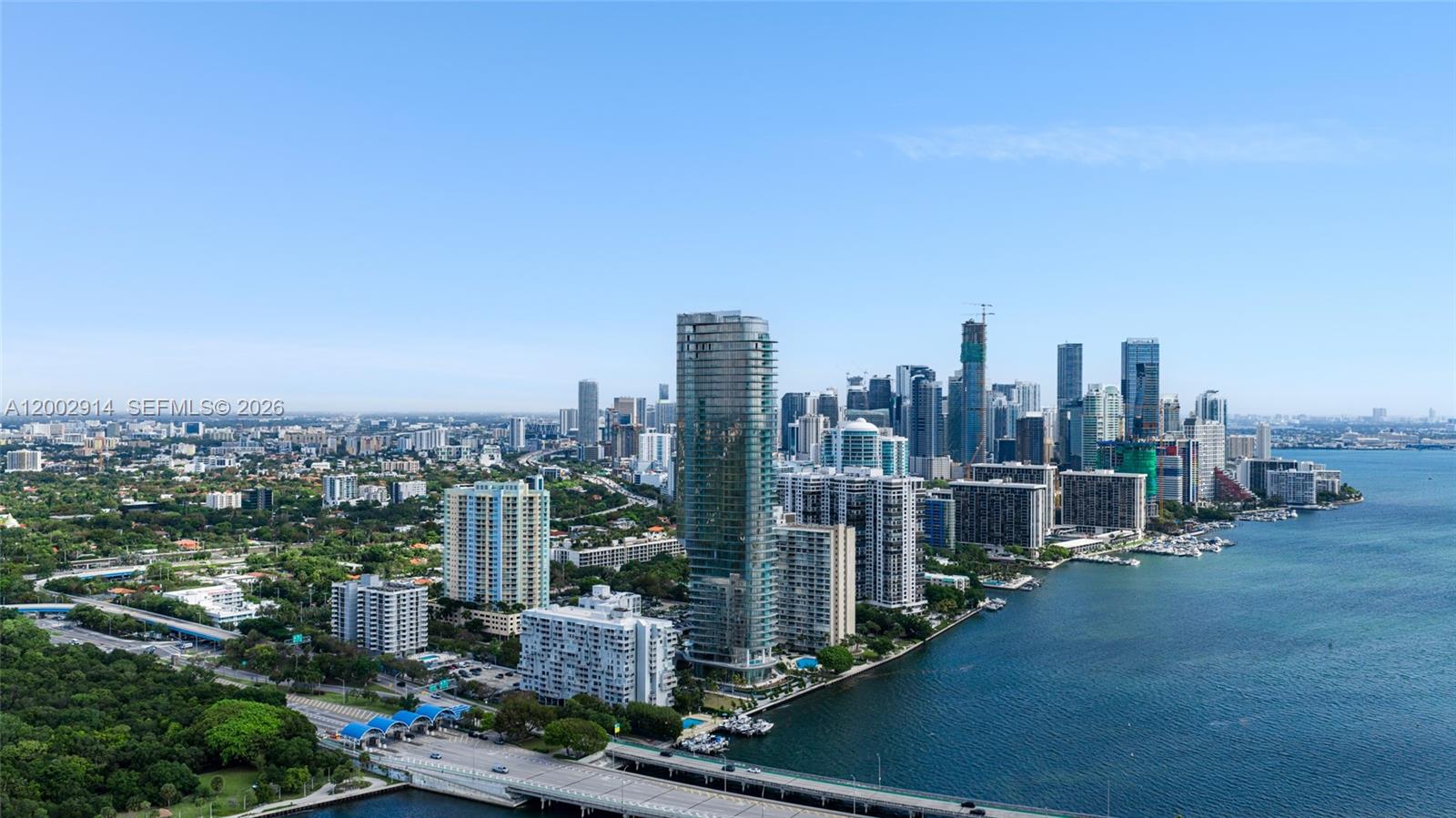 175 SE 25th Rd #2602 Miami, FL 33129