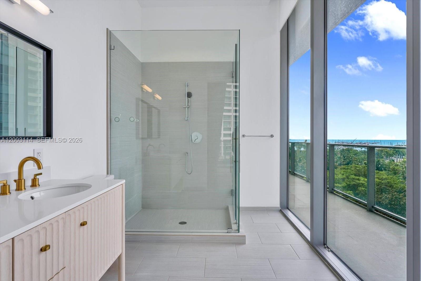 2675 S Bayshore Dr #602S Miami, FL 33133