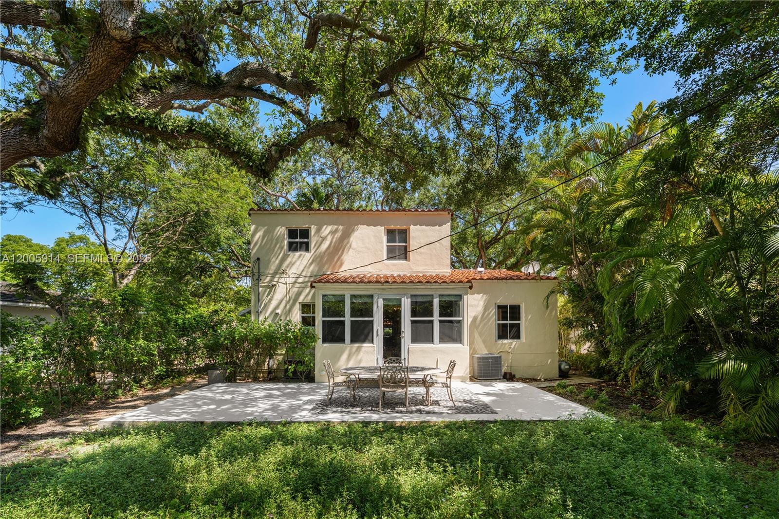 528 Alcazar Ave Coral Gables, FL 33134