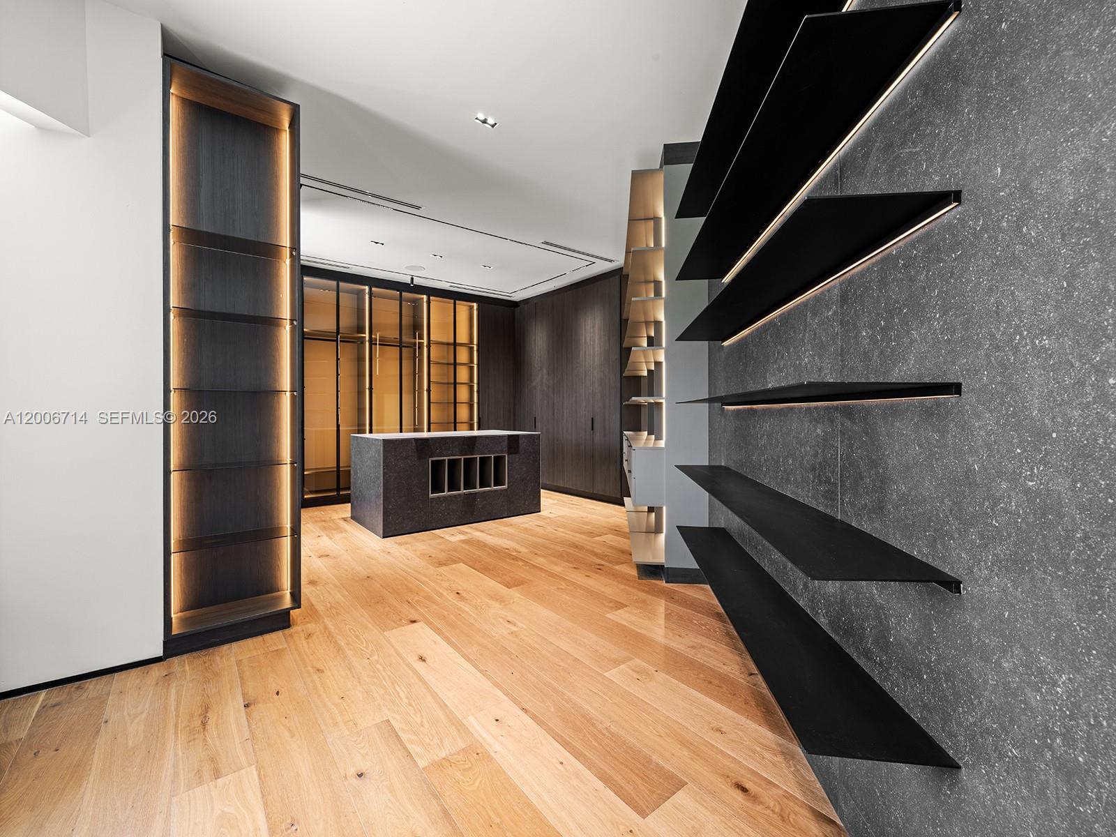 6690 SW 96th St Pinecrest, FL 33156