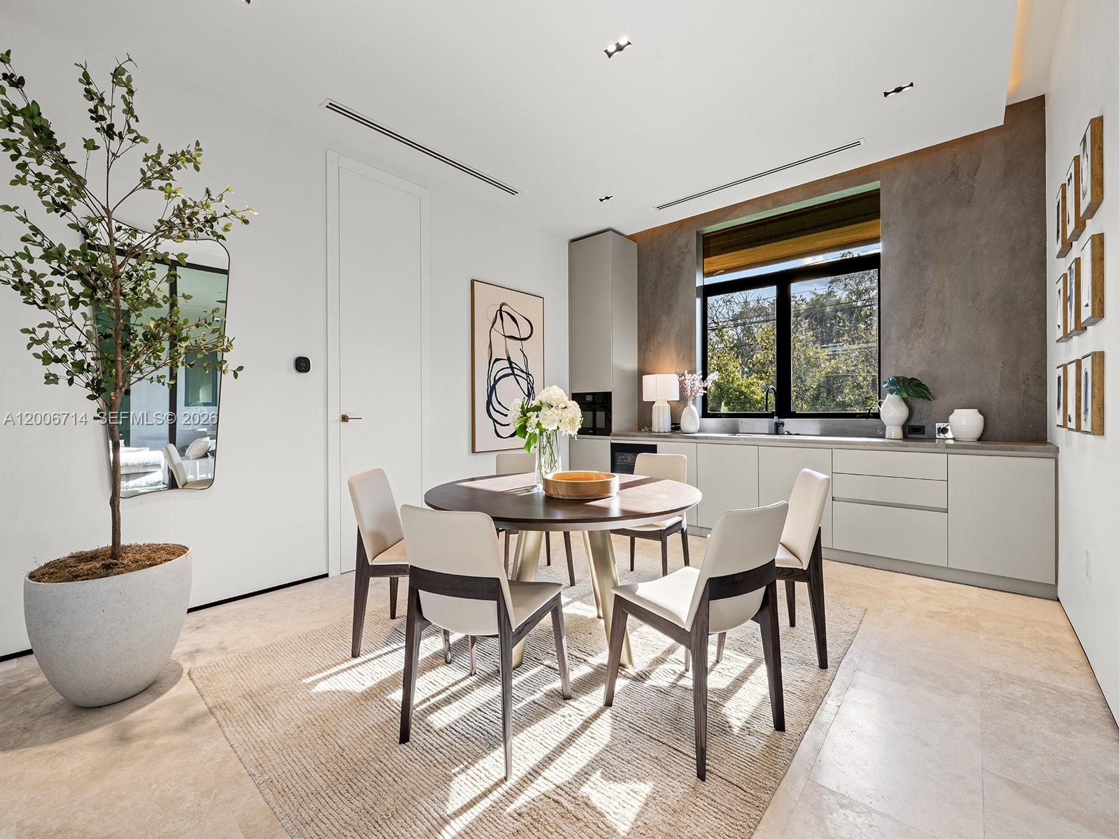 6690 SW 96th St Pinecrest, FL 33156