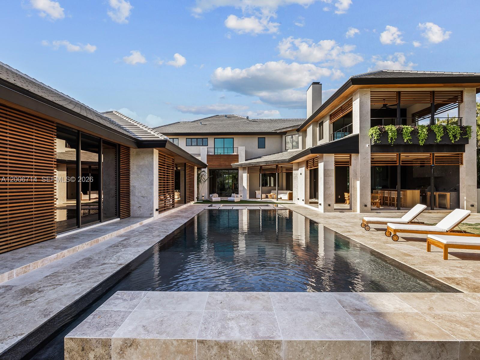 6690 SW 96th St Pinecrest, FL 33156