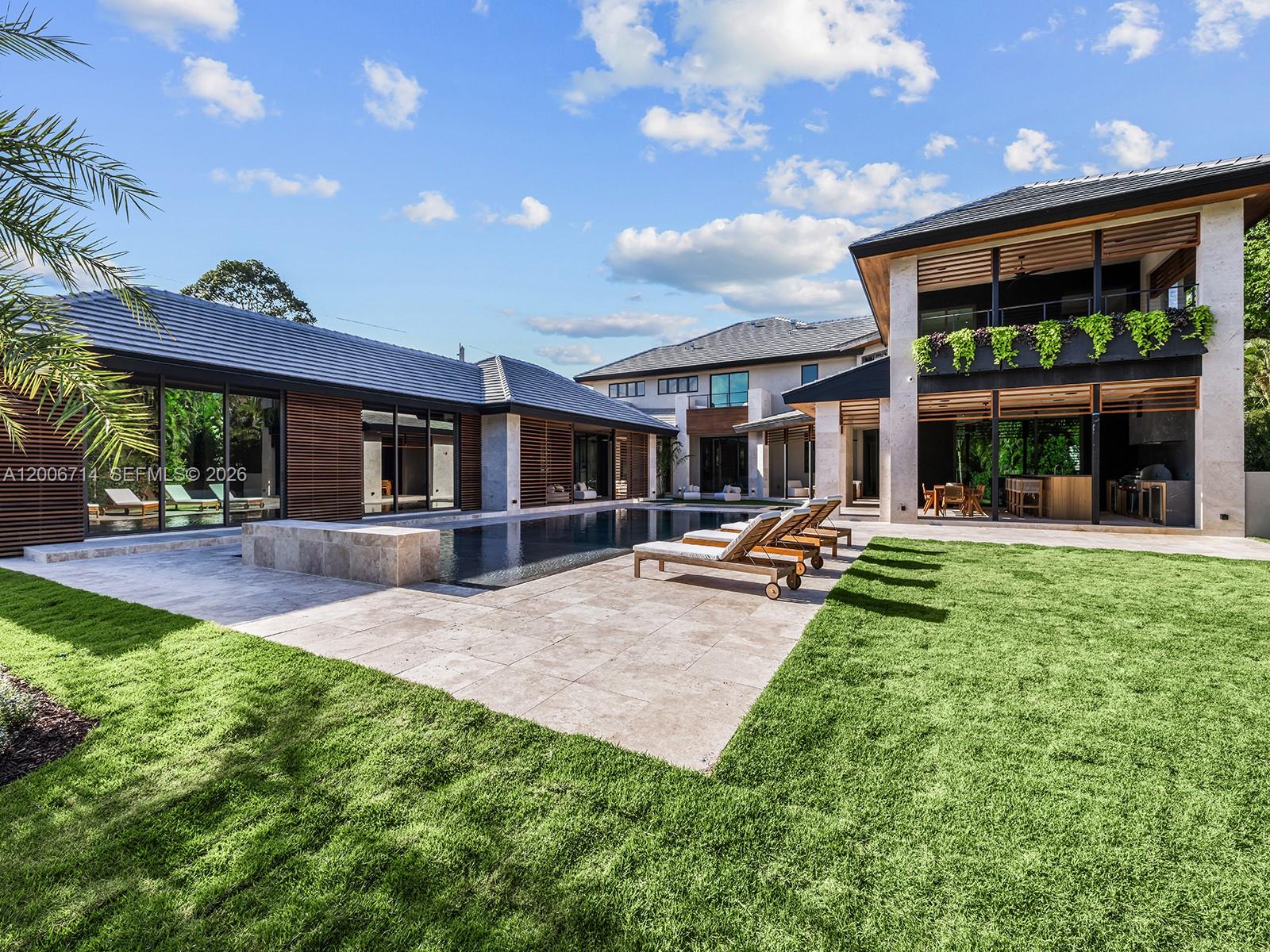 6690 SW 96th St Pinecrest, FL 33156