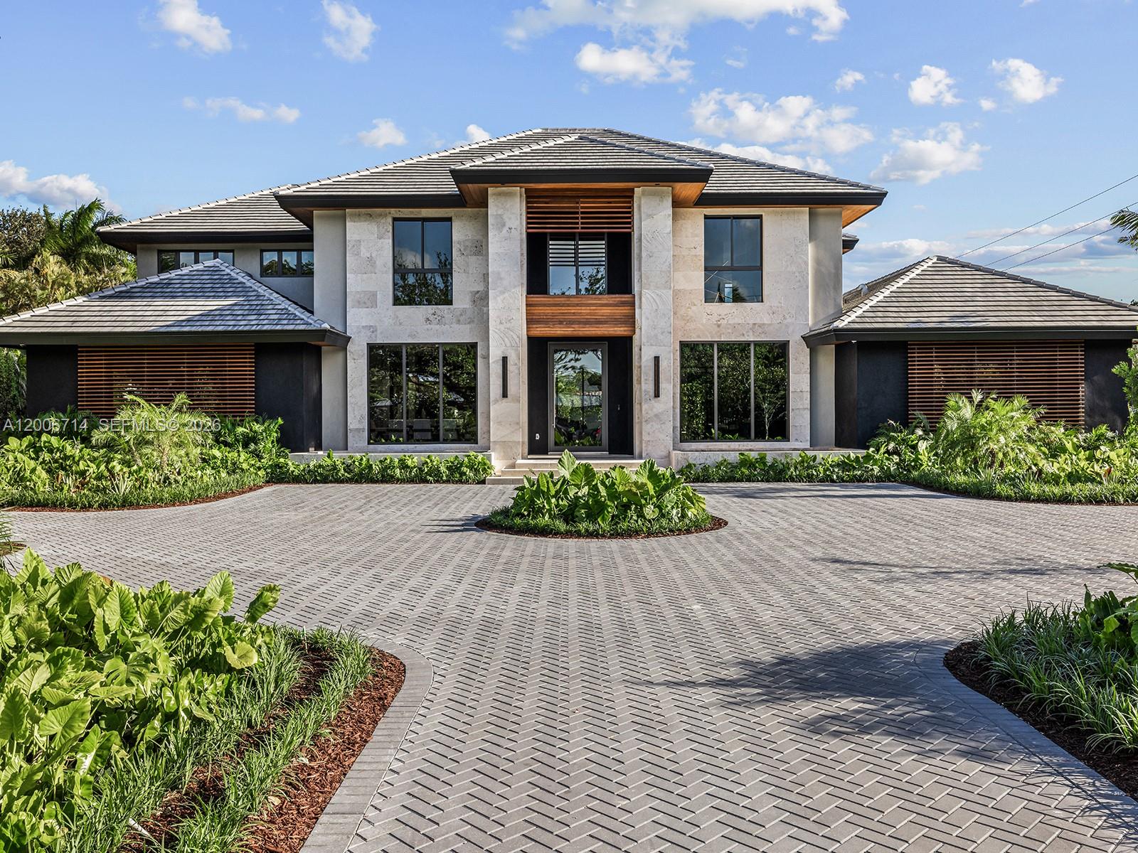 6690 SW 96th St Pinecrest, FL 33156