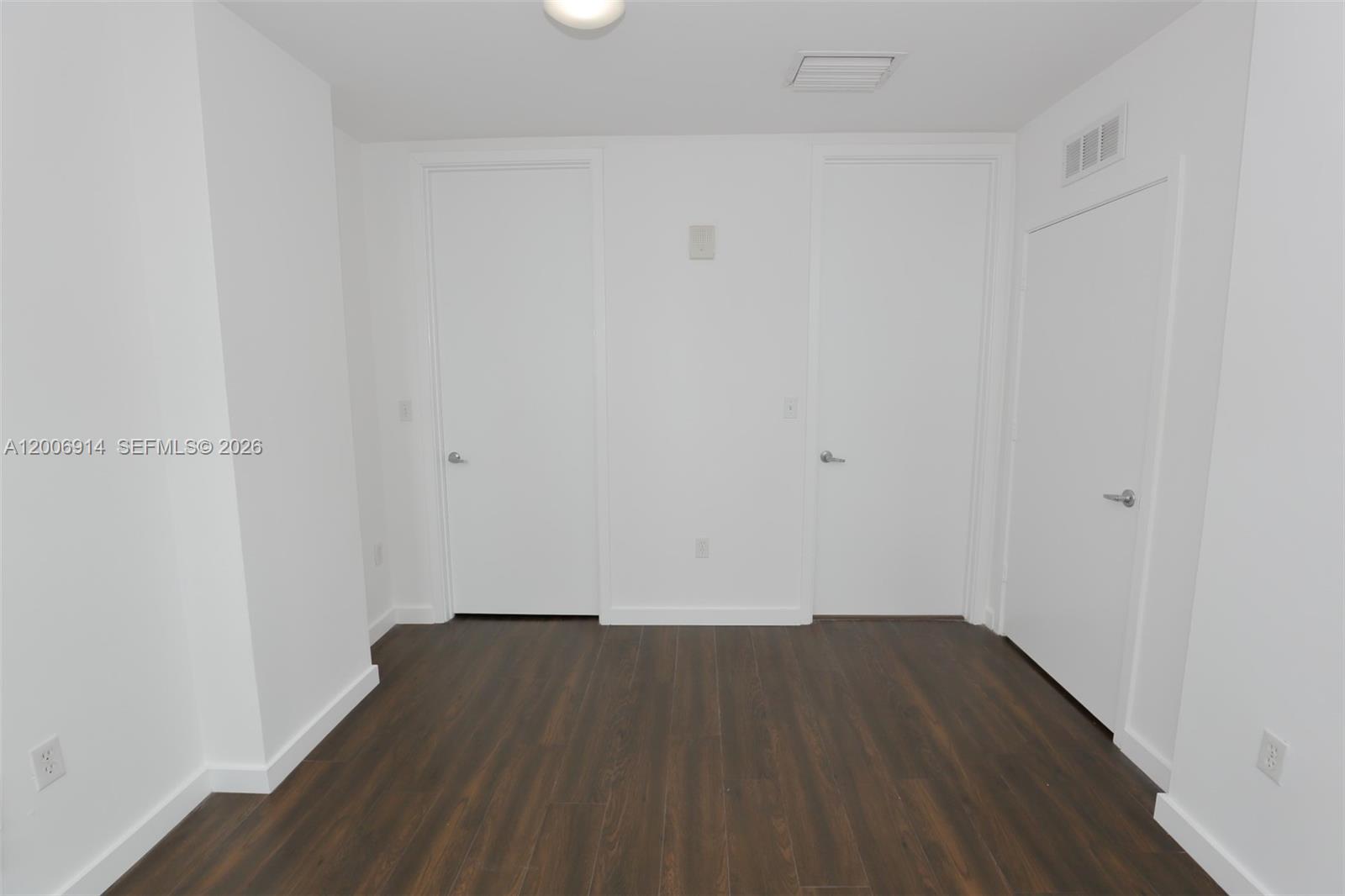 image Edgewater Lofts9