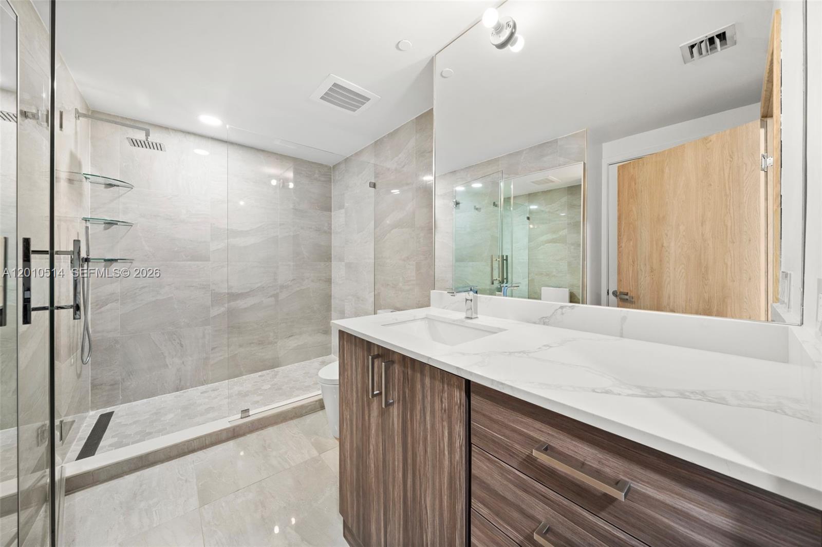 460 NE 28th St #2405 Miami, FL 33137