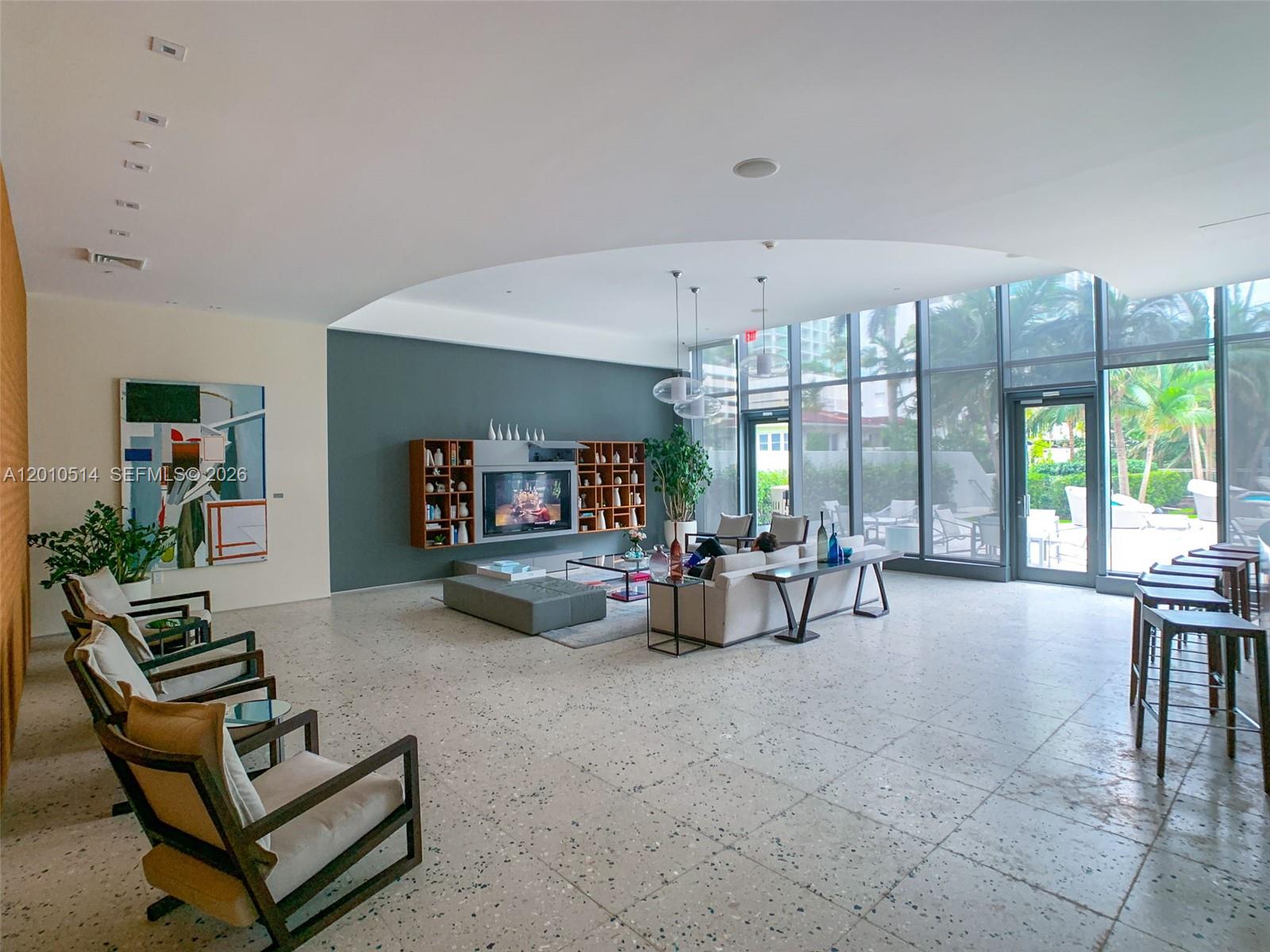 460 NE 28th St #2405 Miami, FL 33137
