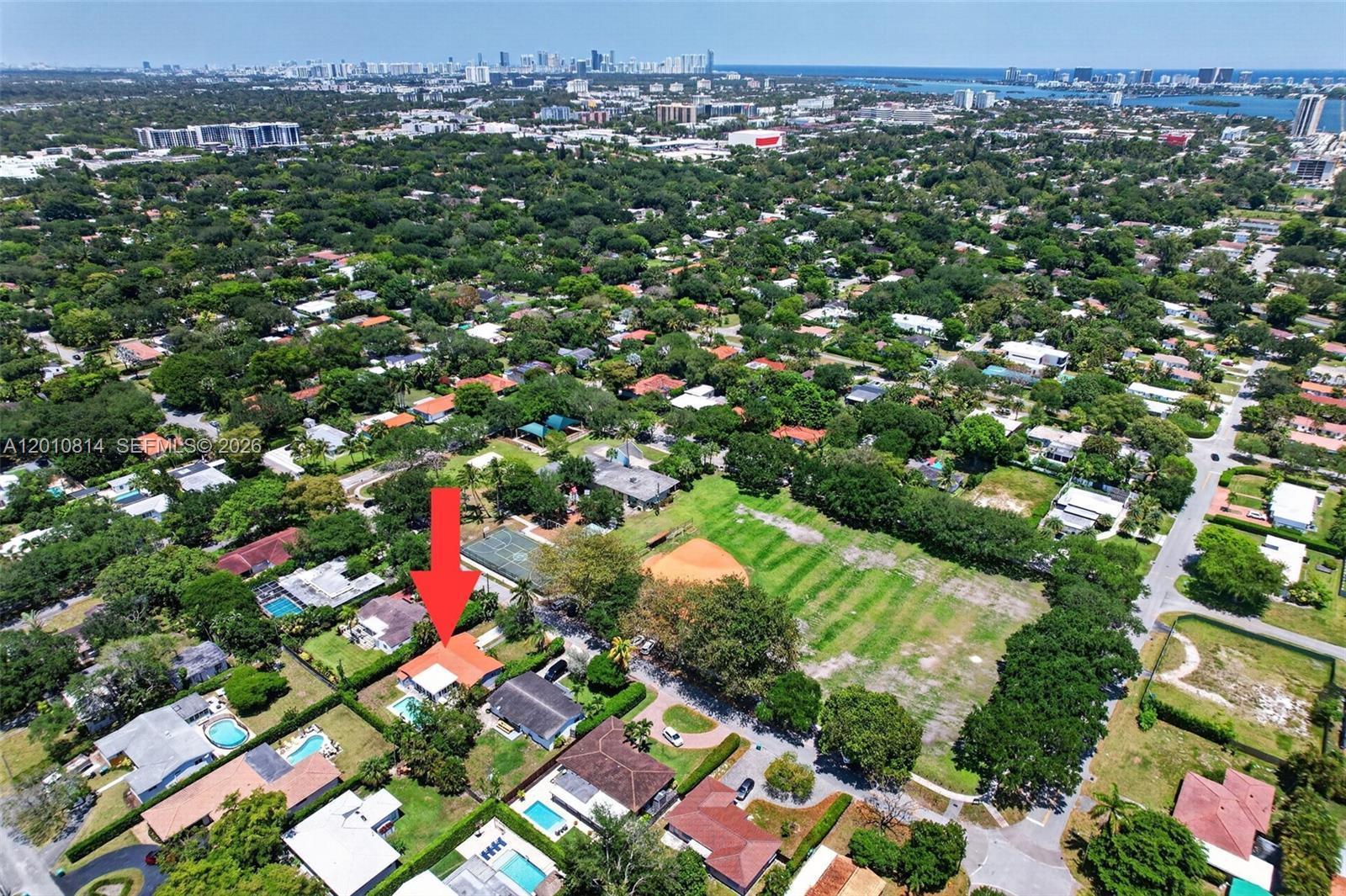 11400 NE 9th Ave Biscayne Park, FL 33161