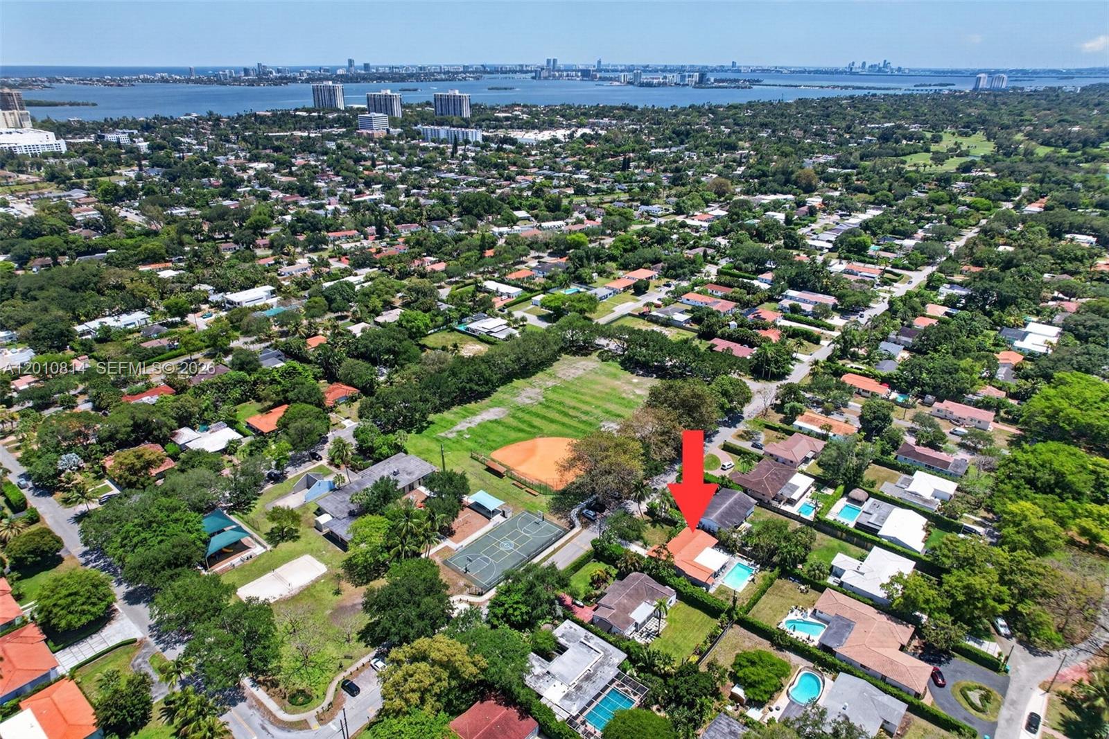 11400 NE 9th Ave Biscayne Park, FL 33161