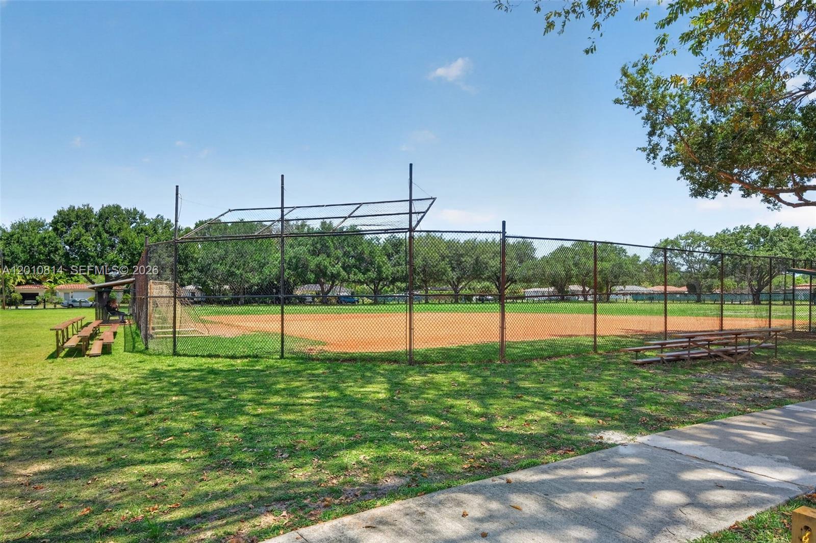 11400 NE 9th Ave Biscayne Park, FL 33161