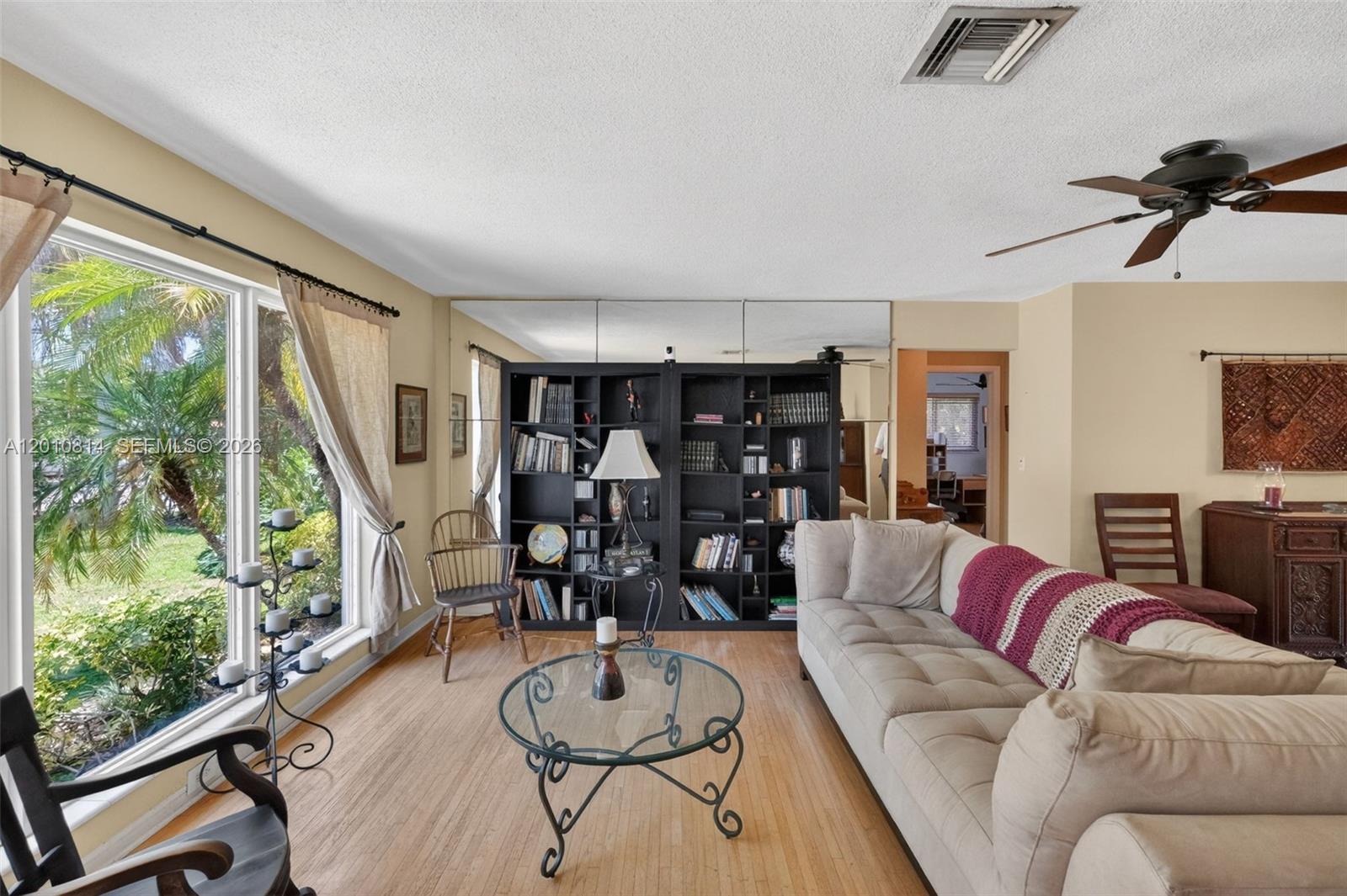 11400 NE 9th Ave Biscayne Park, FL 33161