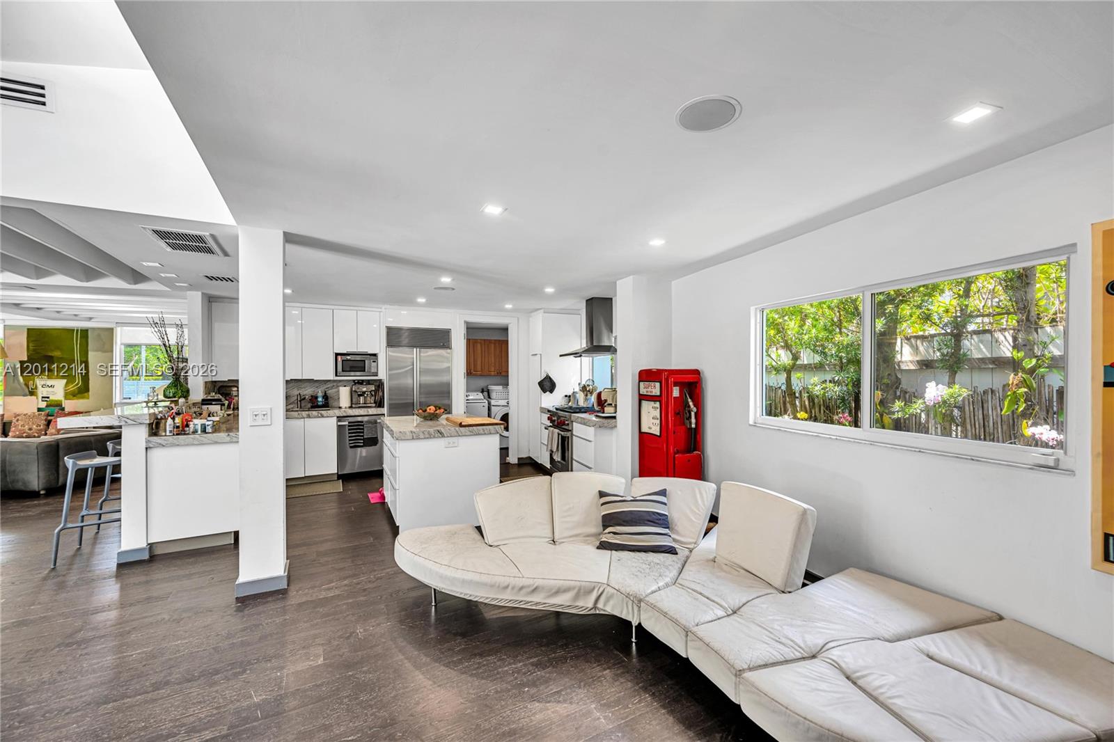 4975 Delaware Ave Miami Beach, FL 33140