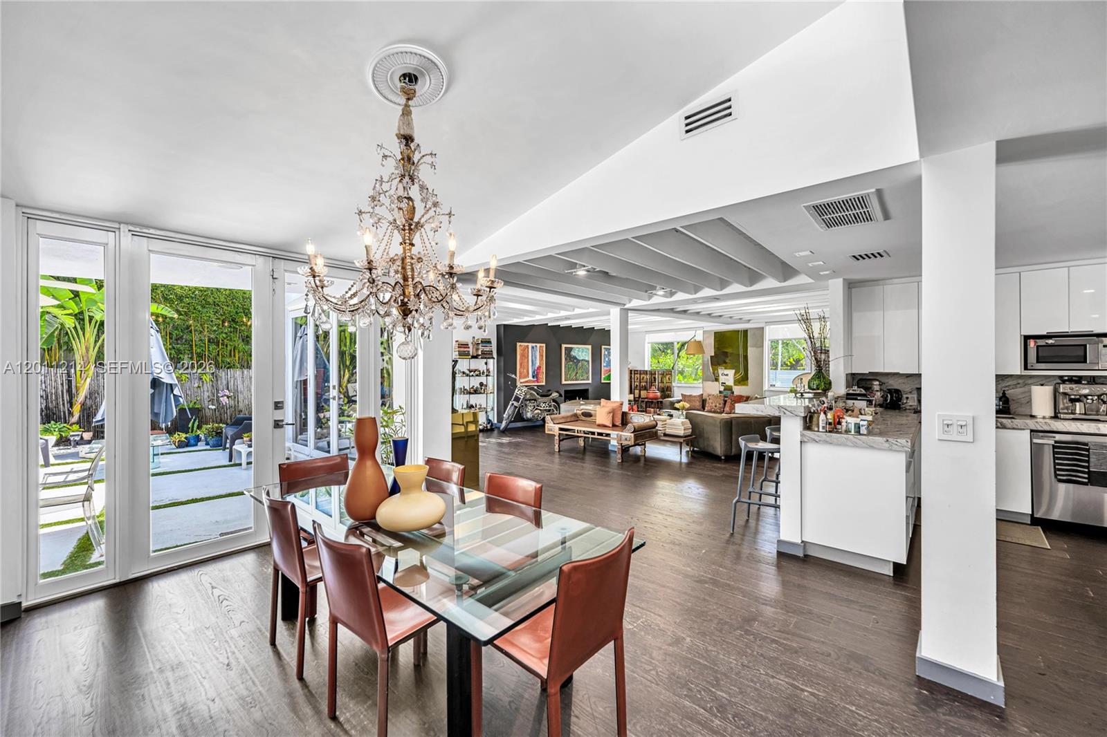 4975 Delaware Ave Miami Beach, FL 33140