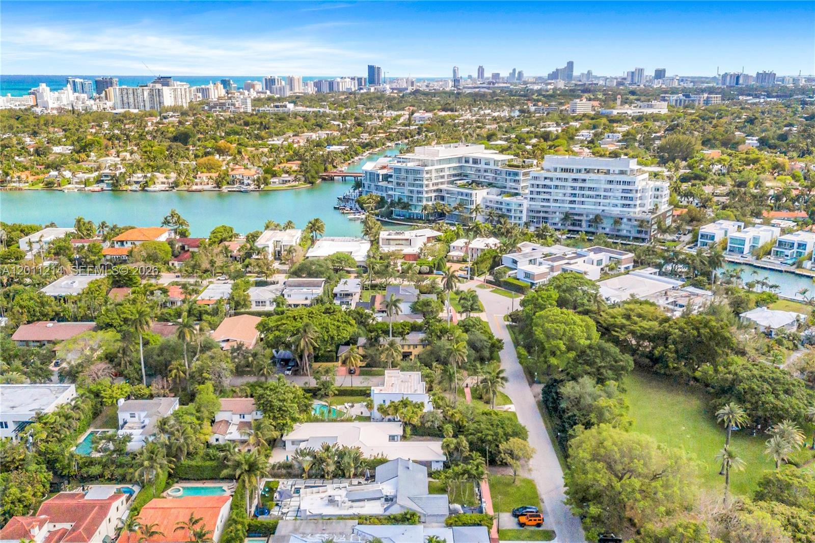 4975 Delaware Ave Miami Beach, FL 33140