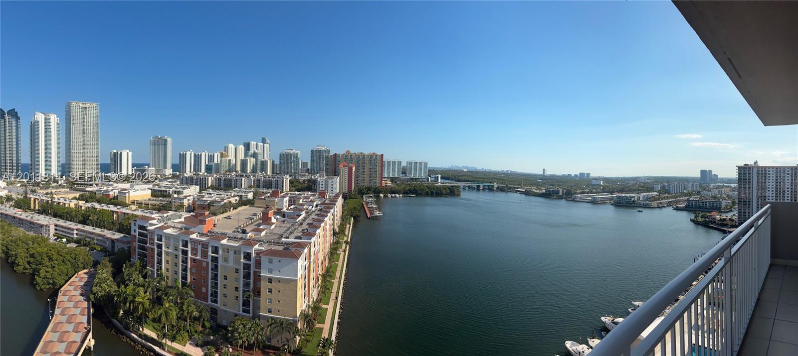 image Winston Towers 10015