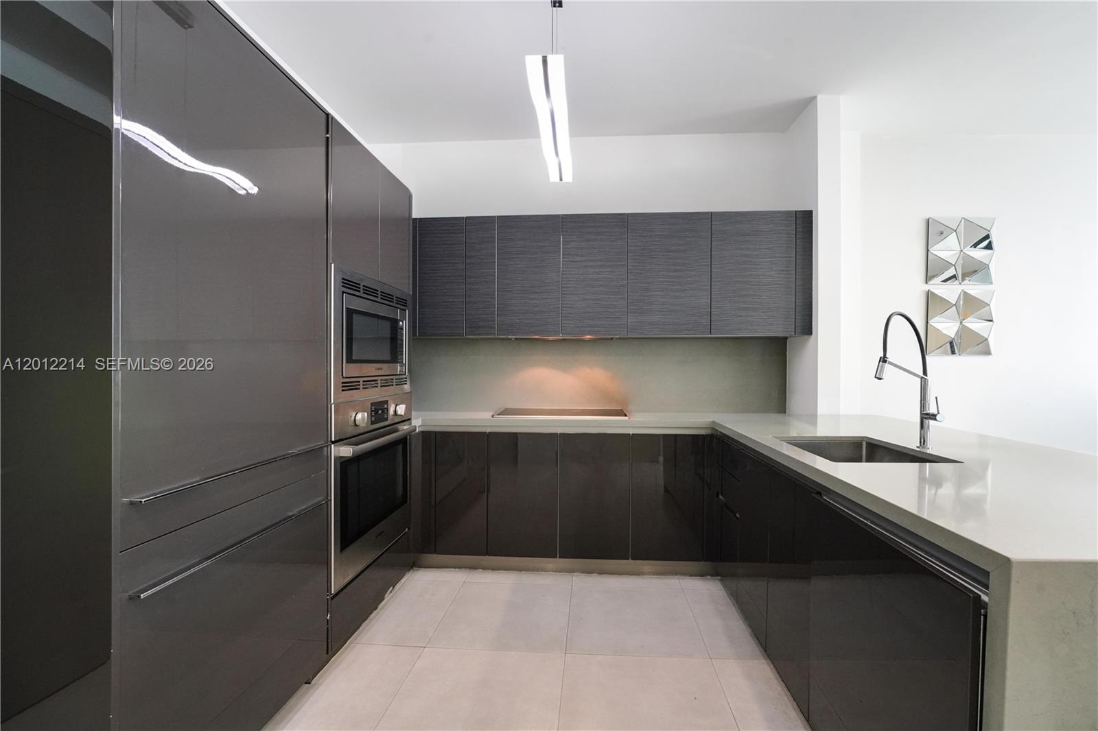 image The Bond on Brickell10
