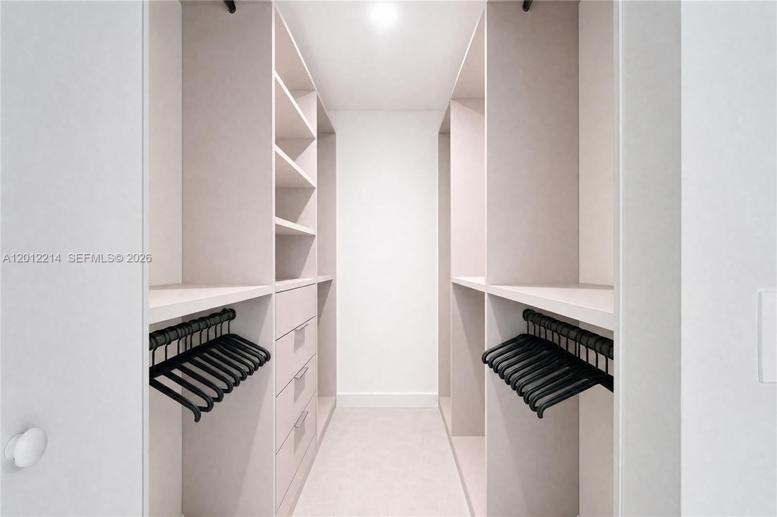 image The Bond on Brickell17